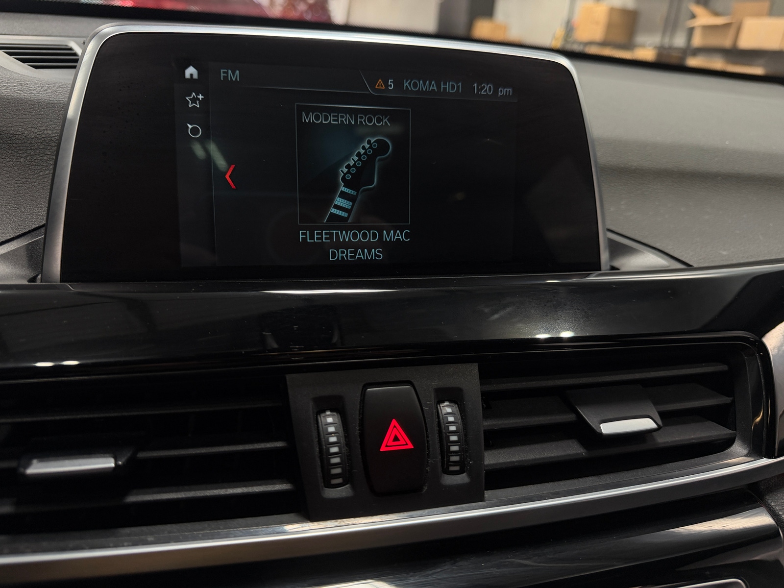 Thumbnail: 2018 BMW X1 - 3