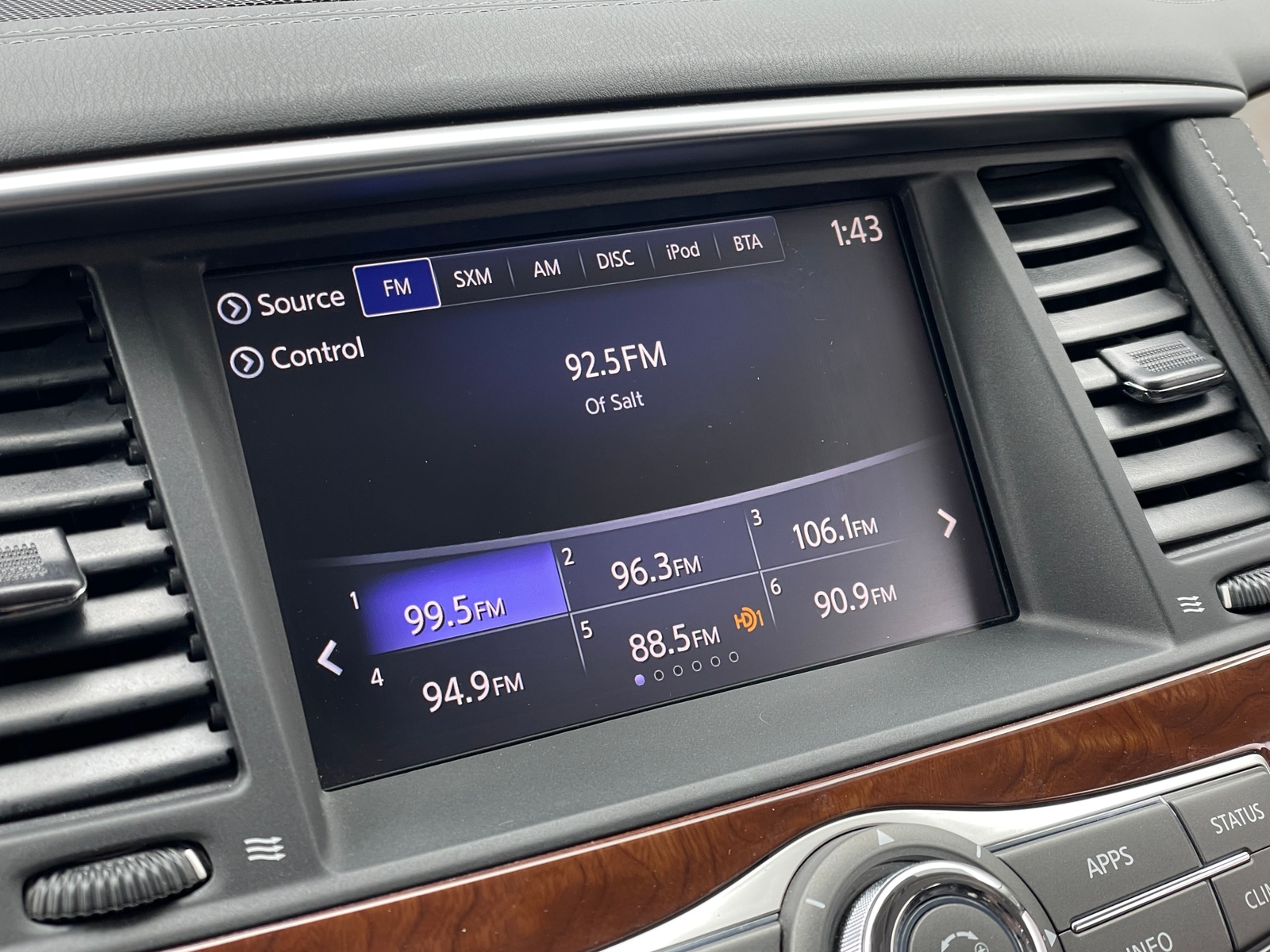 Thumbnail: 2018 INFINITI QX80 - 3