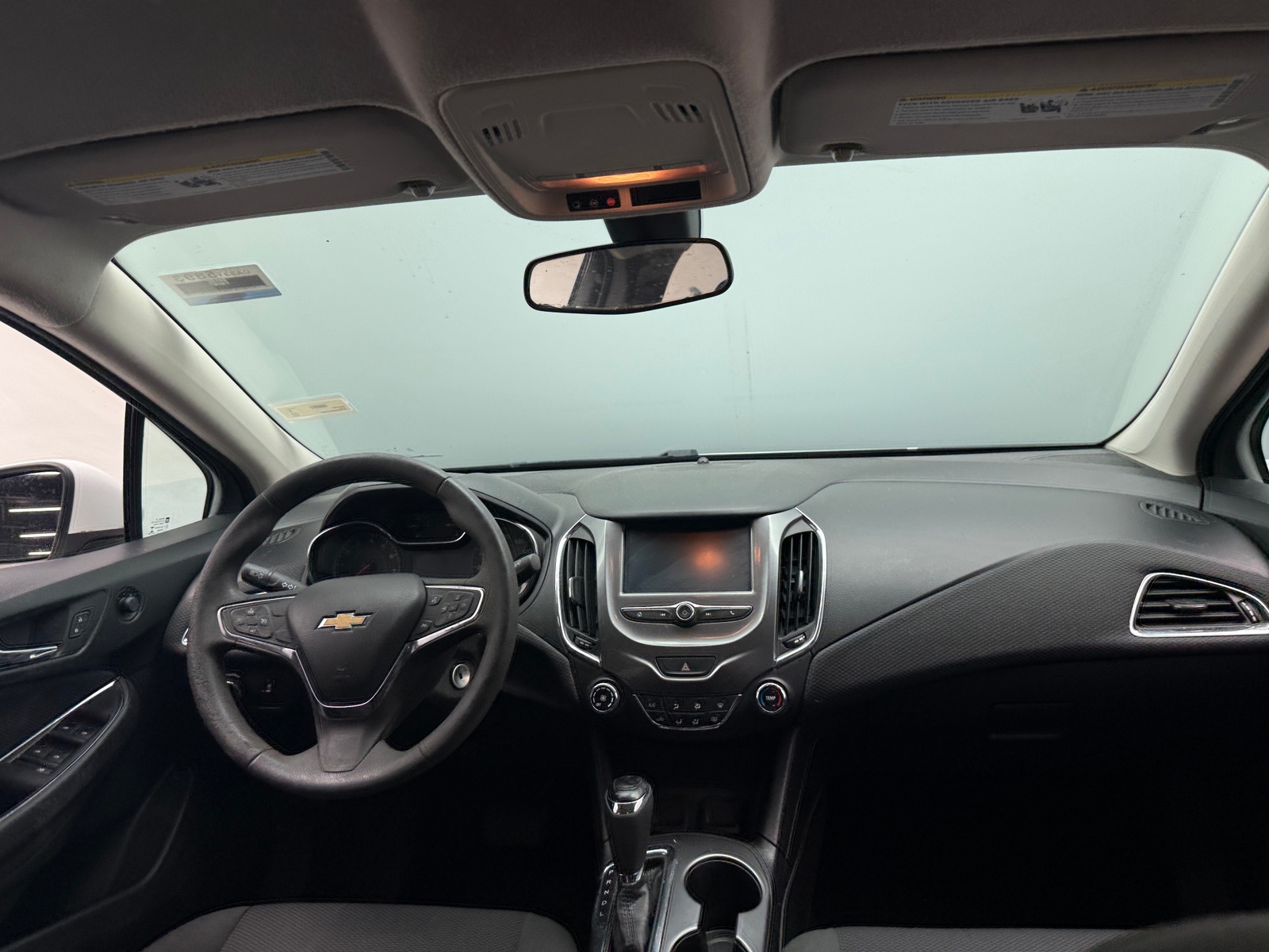 Thumbnail: 2016 Chevrolet Cruze - 3