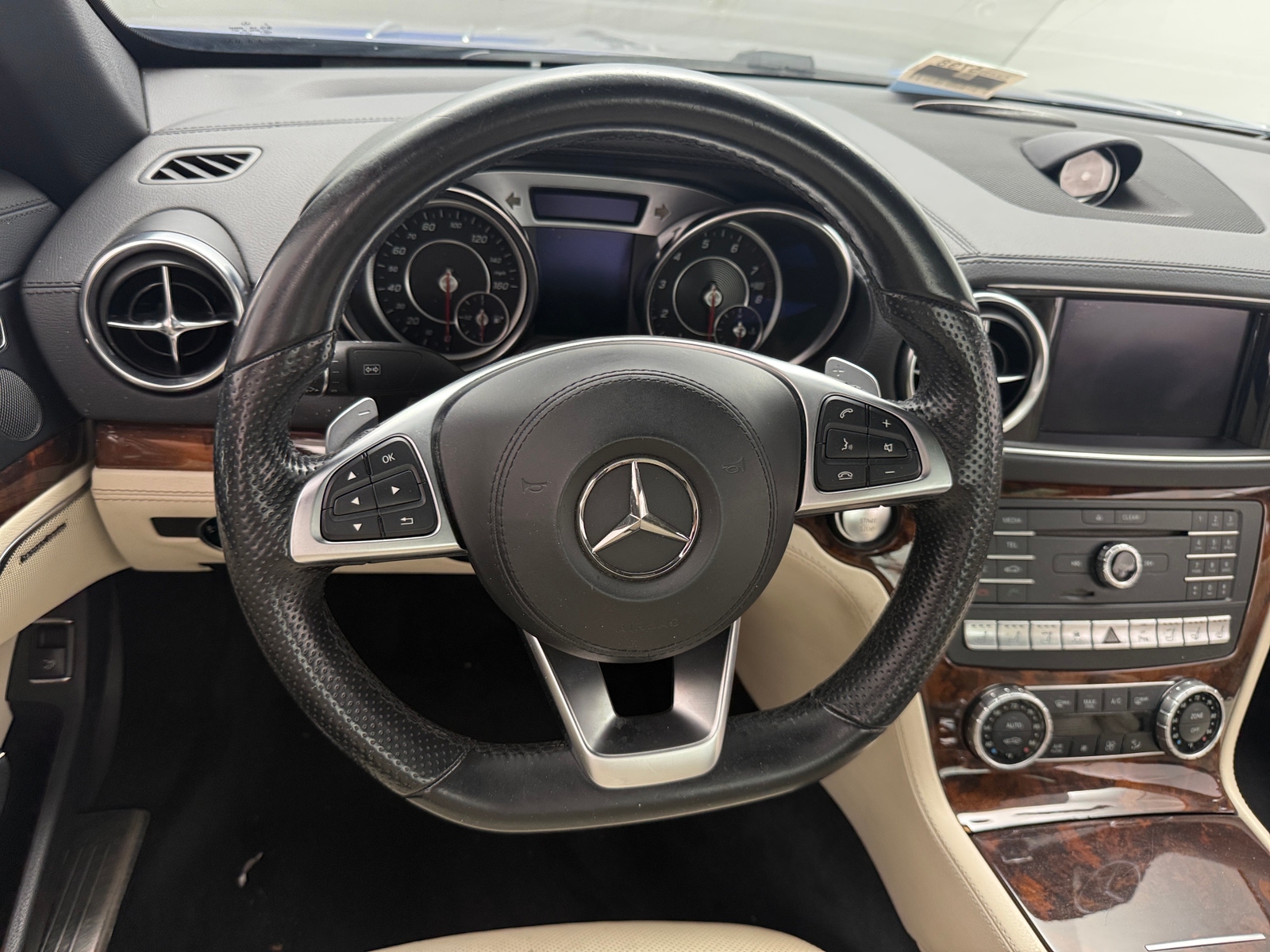 Thumbnail: 2017 Mercedes-Benz SL-Class - 4