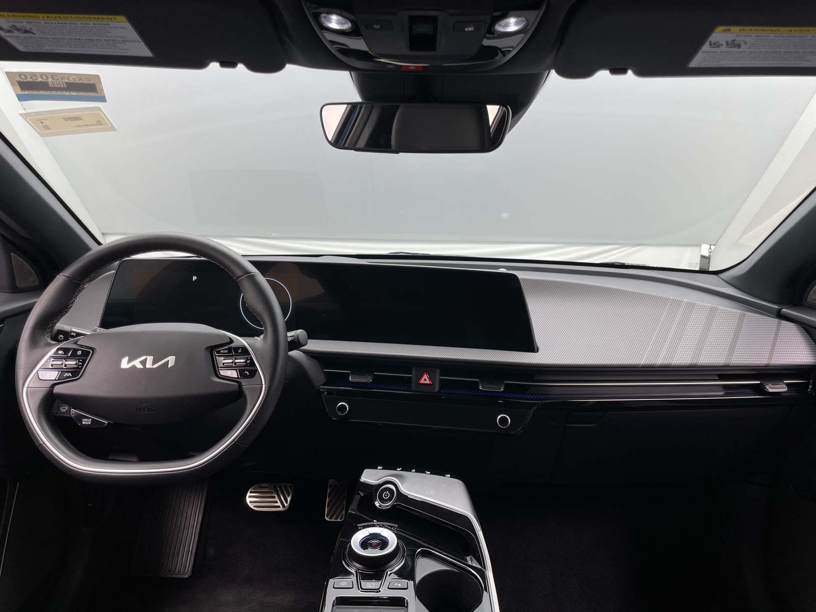 Thumbnail: 2023 Kia EV6 - 2