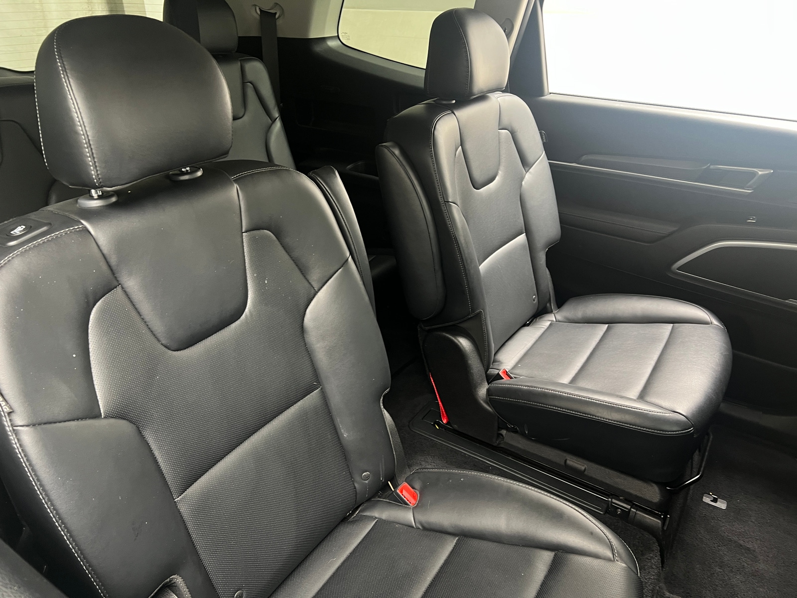 Thumbnail: 2023 Kia Telluride - 5
