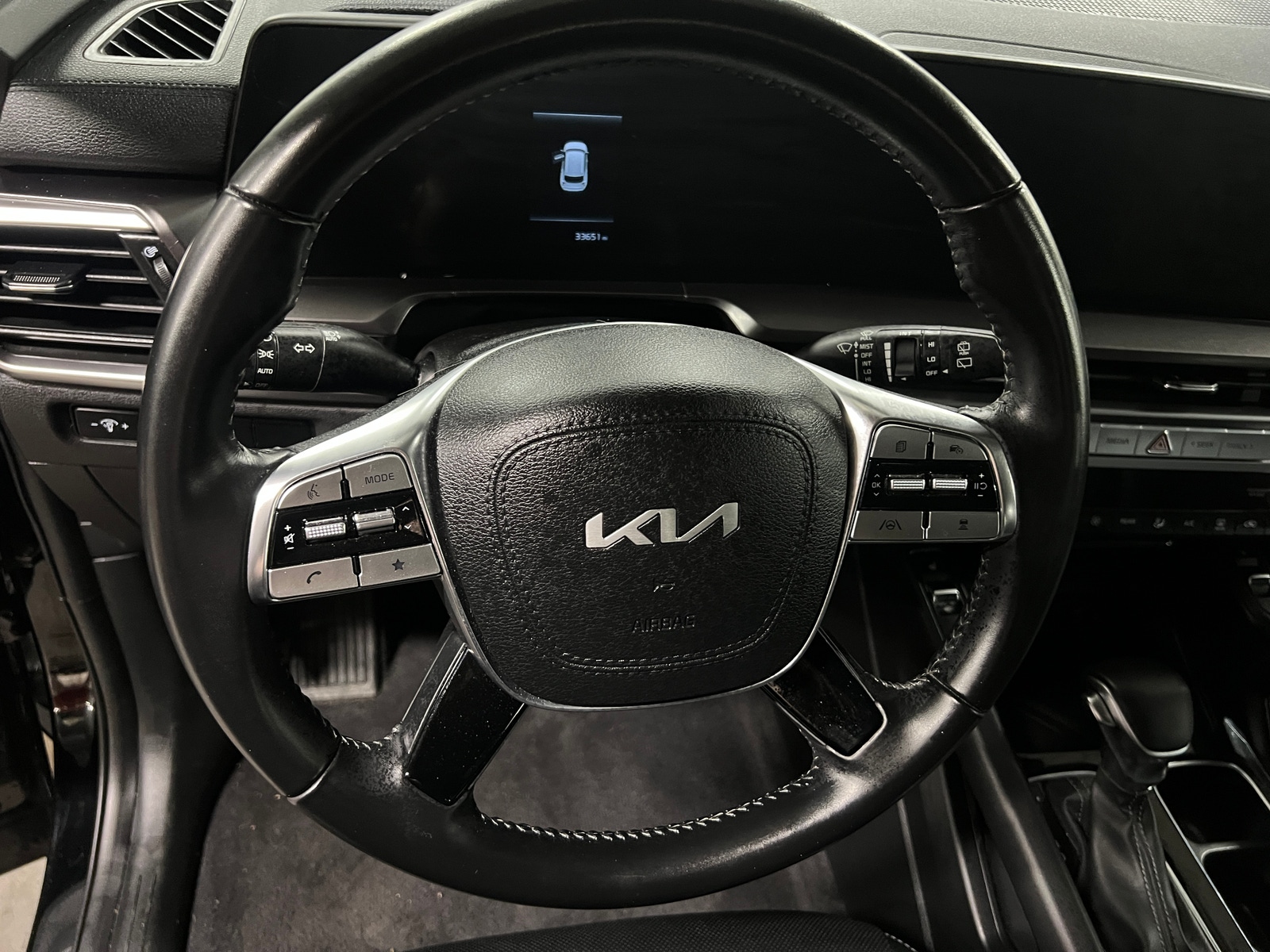 Thumbnail: 2023 Kia Telluride - 4