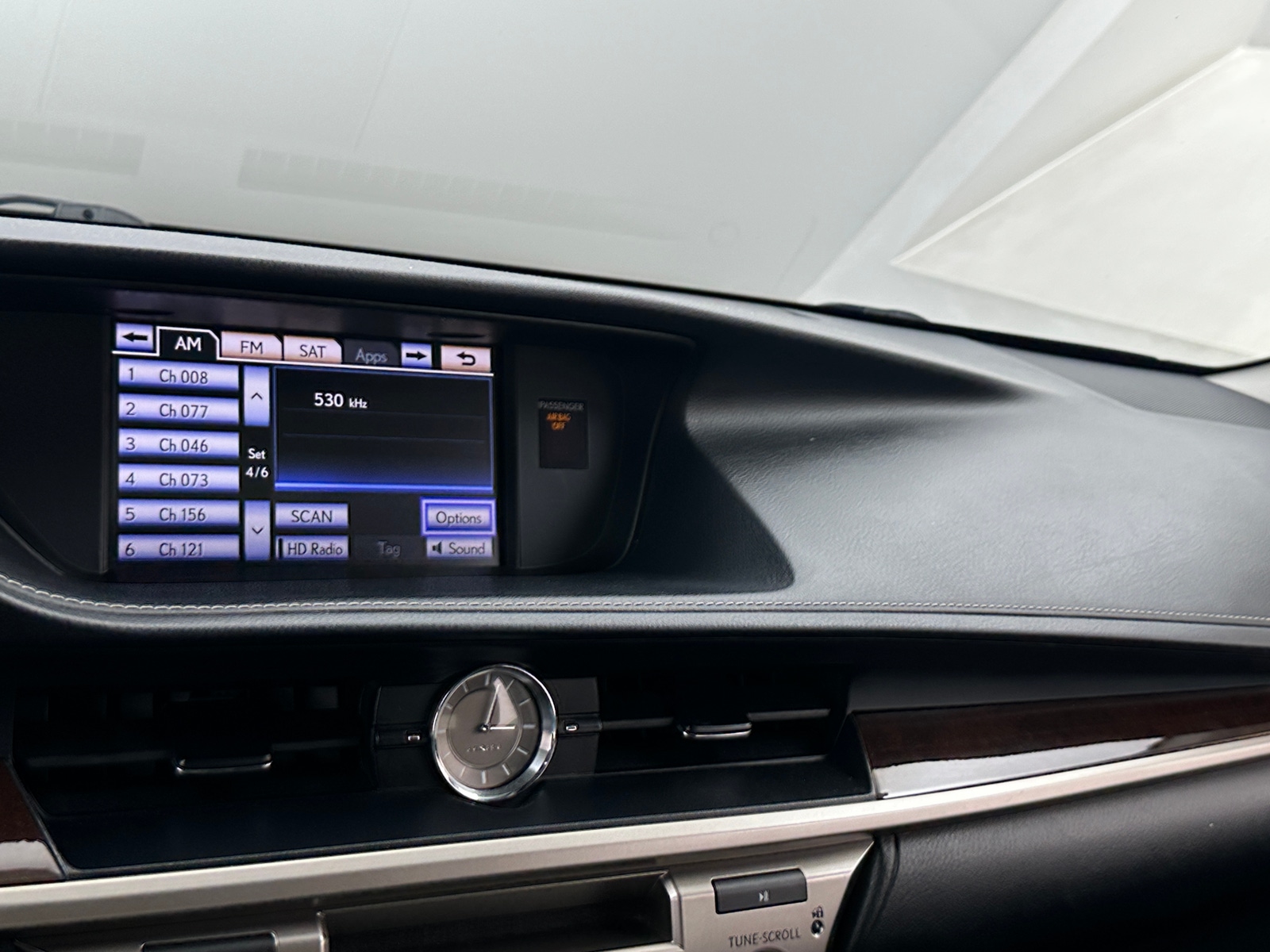 Thumbnail: 2013 Lexus ES - 3