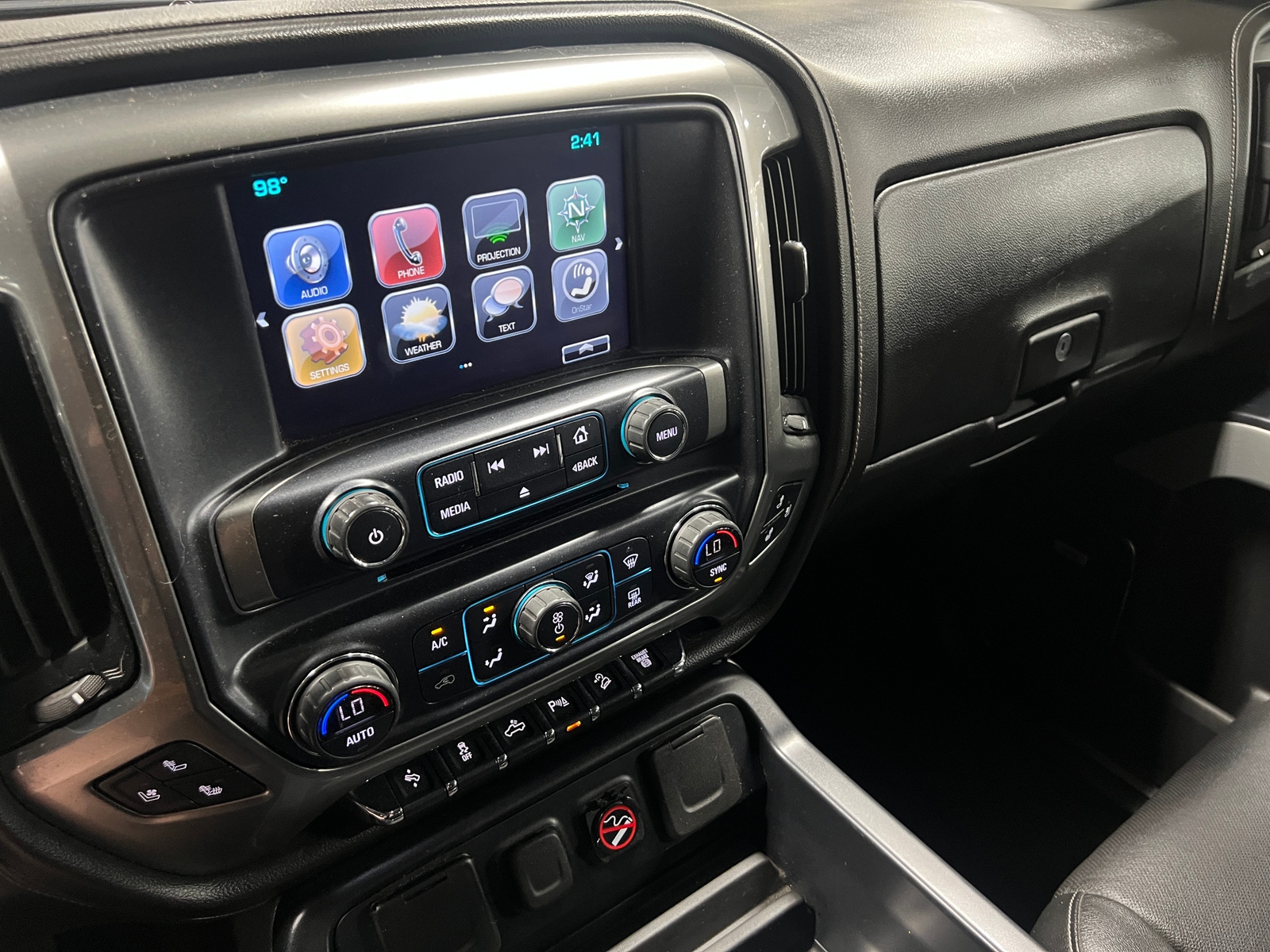 Thumbnail: 2019 Chevrolet Silverado 2500 - 3