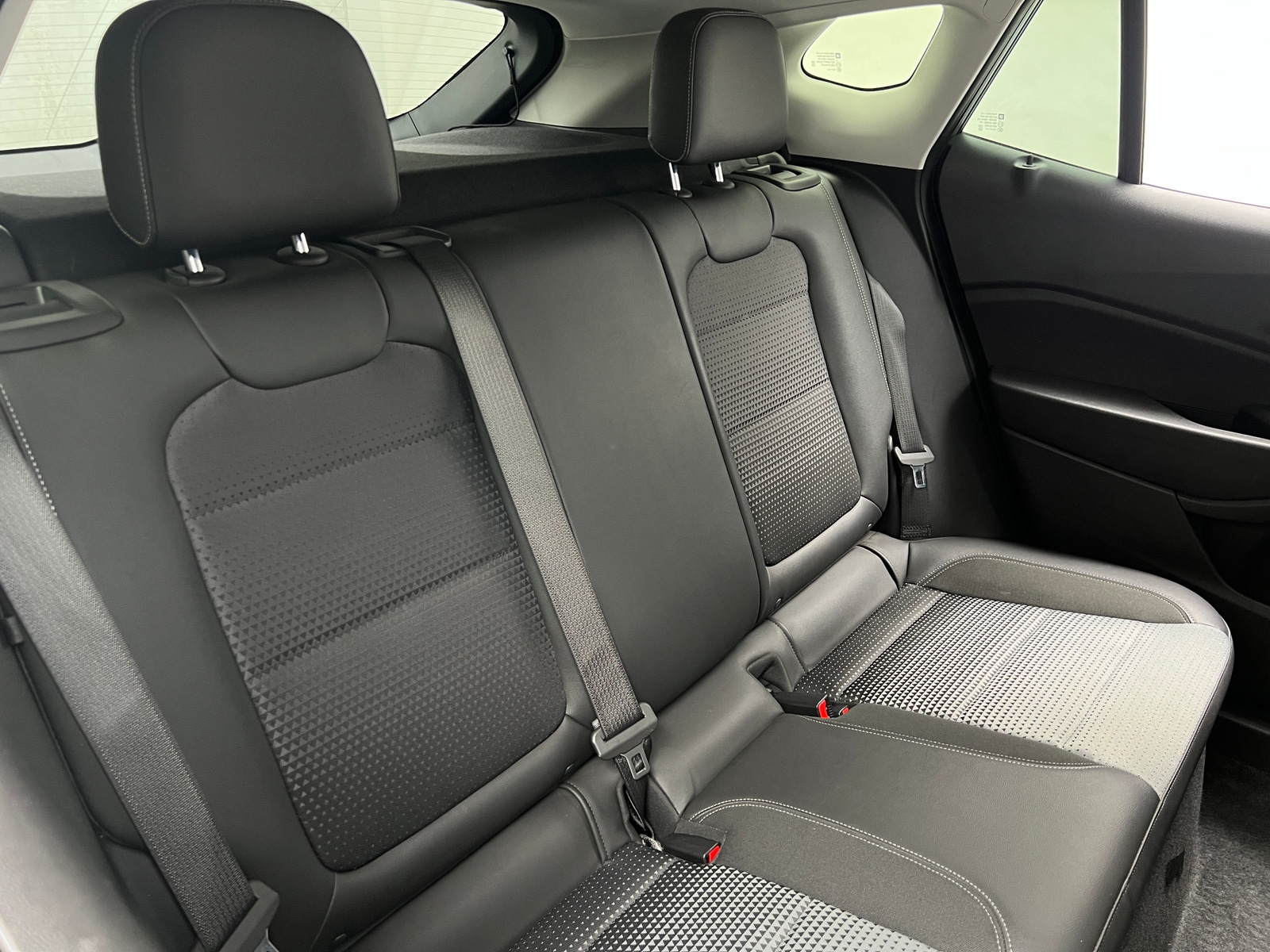 Thumbnail: 2025 Chevrolet Trax - 6