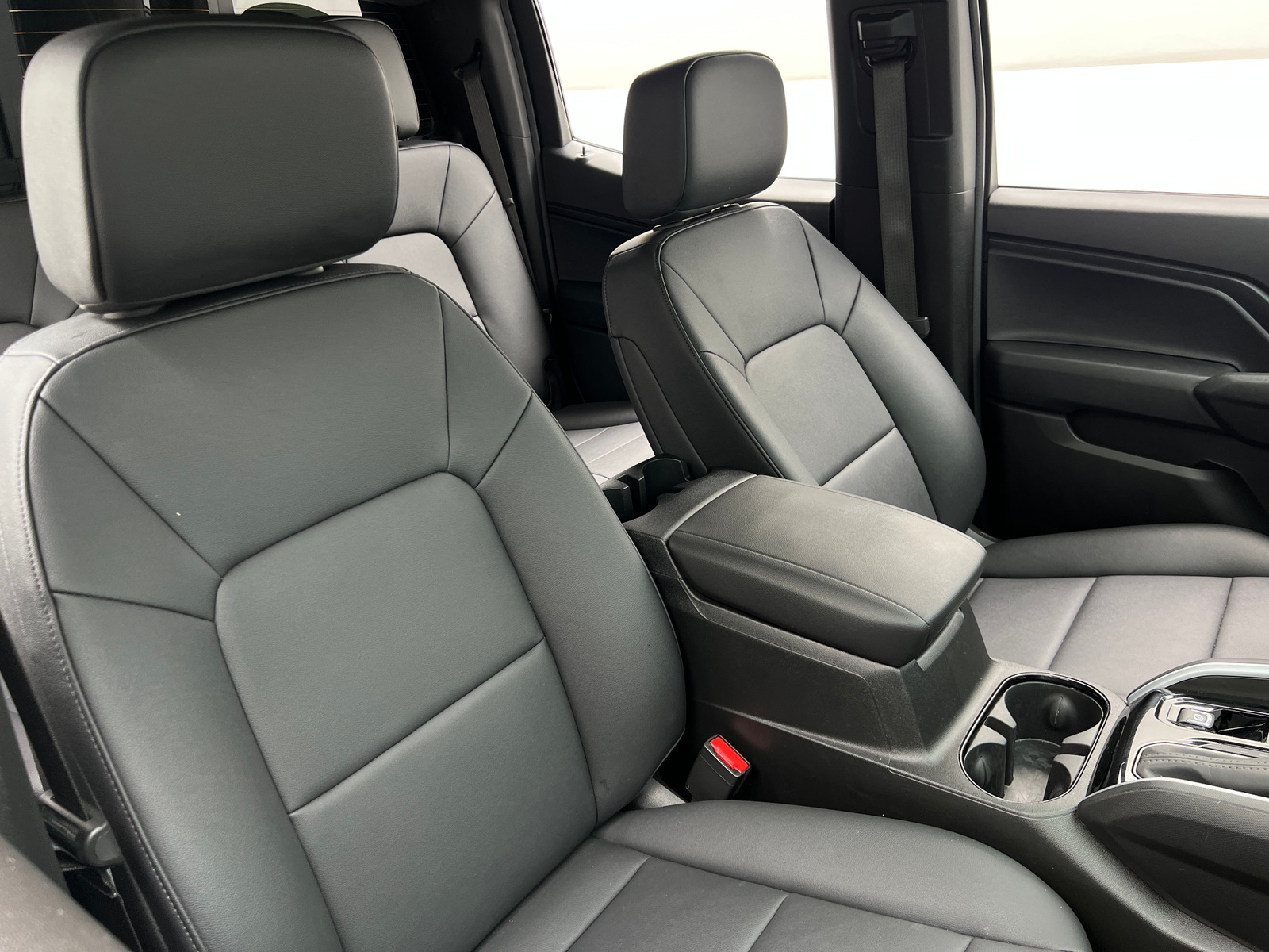 Thumbnail: 2025 Chevrolet Colorado - 2