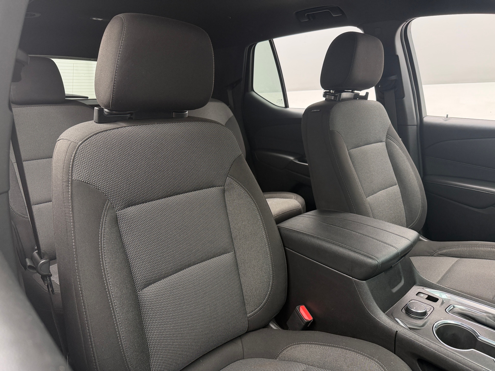 Thumbnail: 2023 Chevrolet Traverse - 2