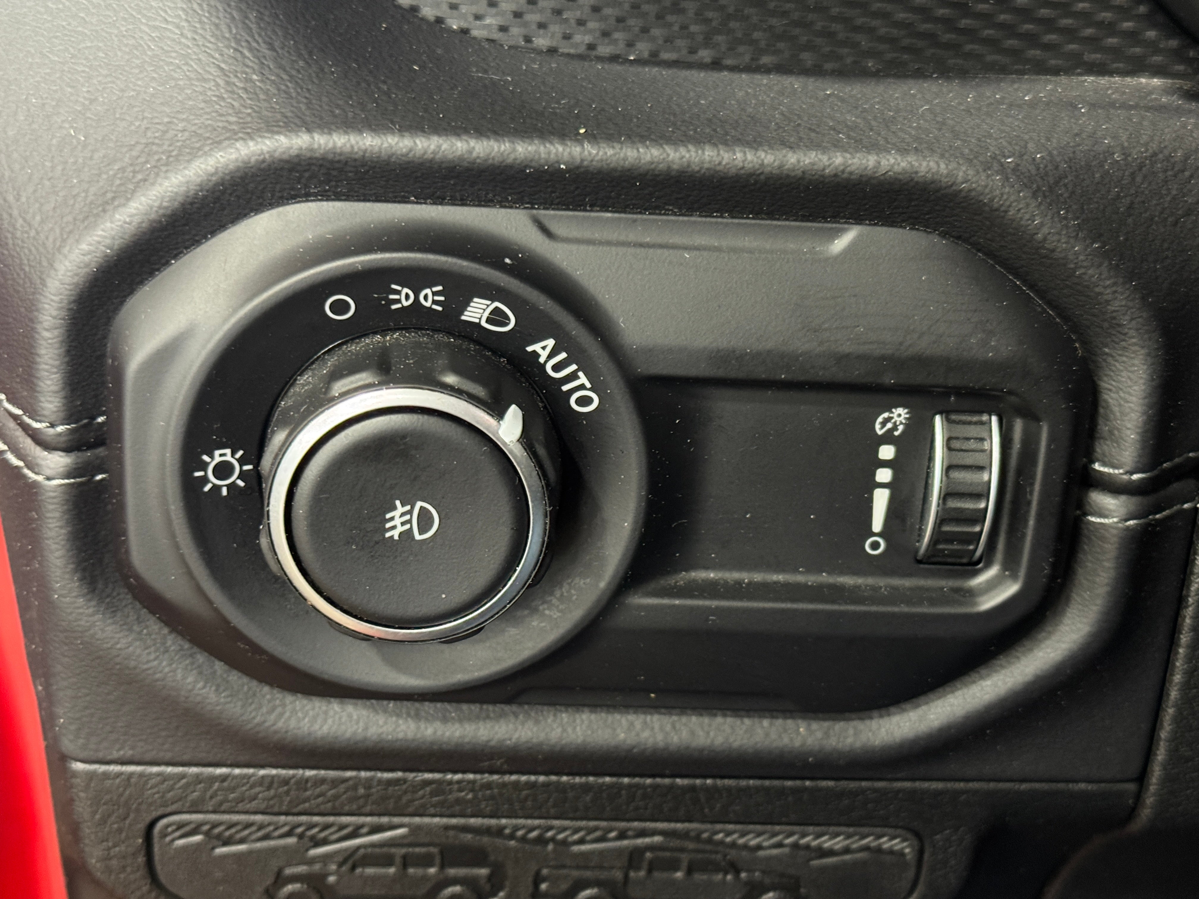 2025 Jeep Wrangler 4-Door Rubicon - Photo 2