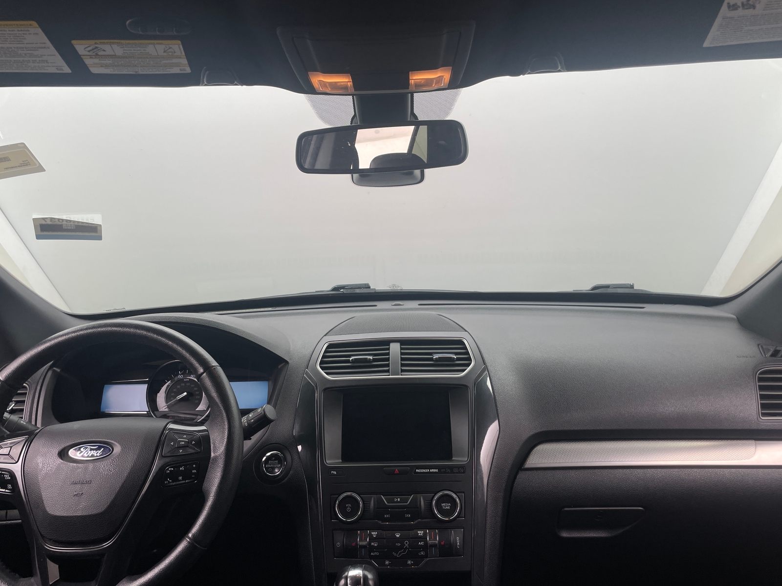Thumbnail: 2019 Ford Explorer - 3