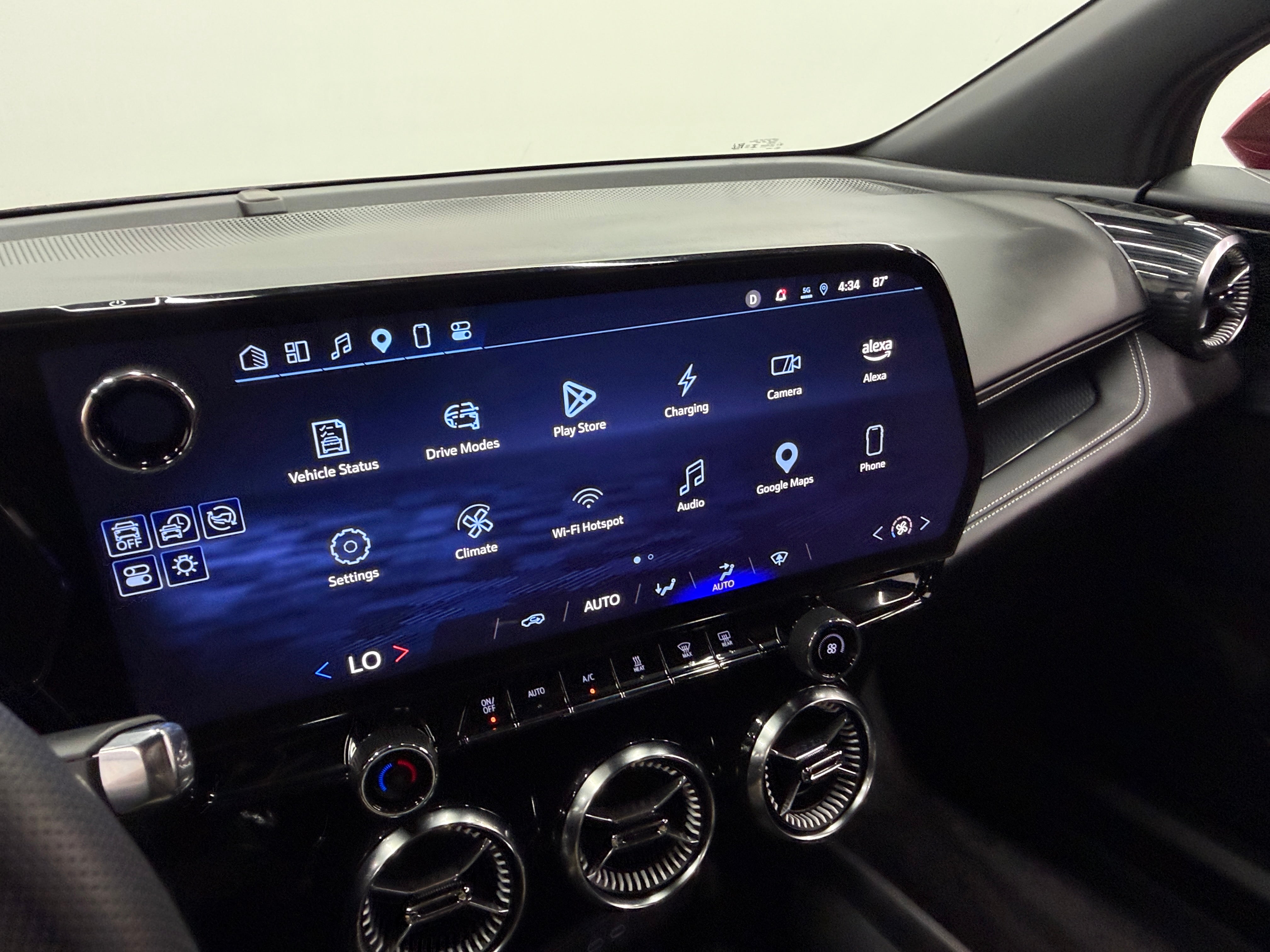 2025 Chevrolet Blazer EV LT - Photo 15