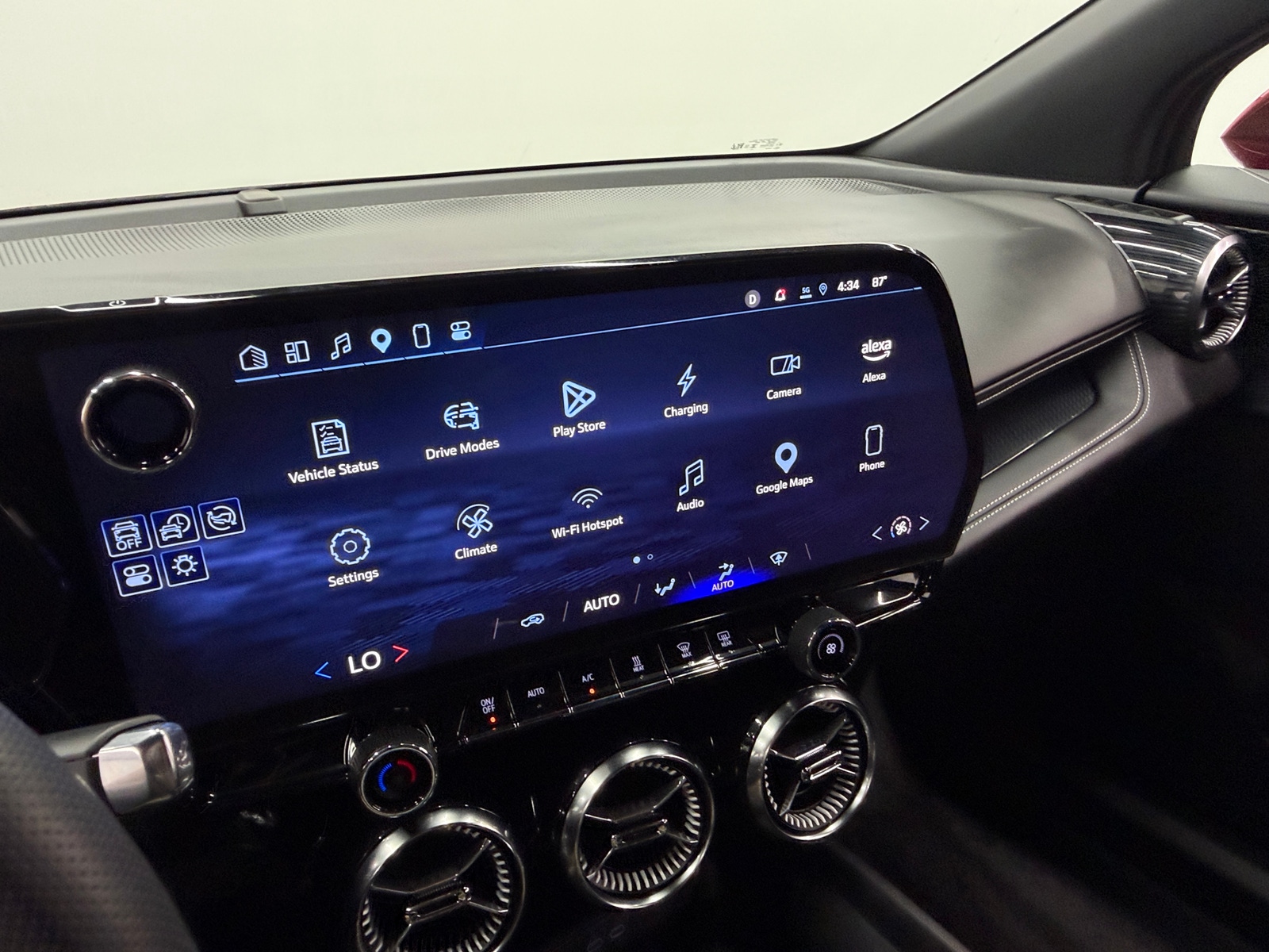 Thumbnail: 2025 Chevrolet Blazer EV - 4