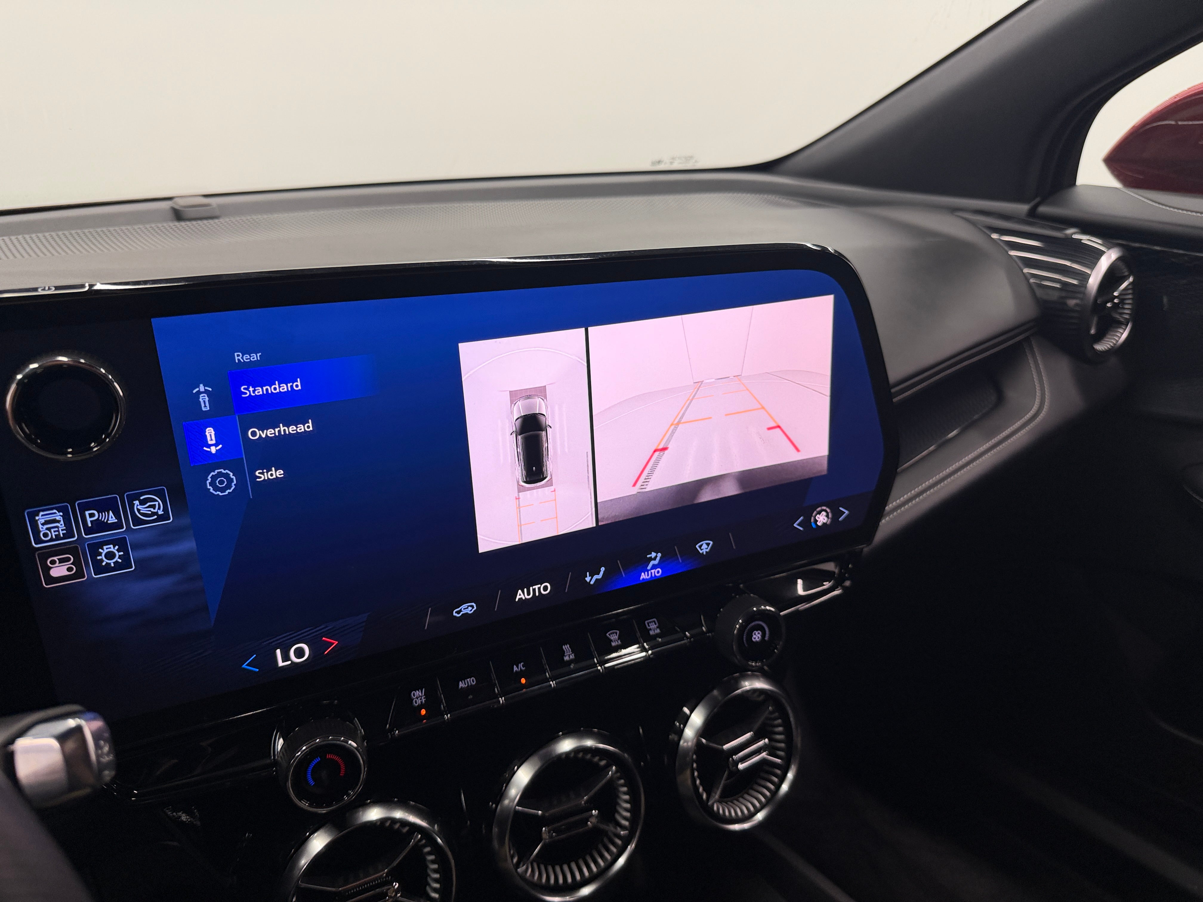 2025 Chevrolet Blazer EV LT - Photo 17
