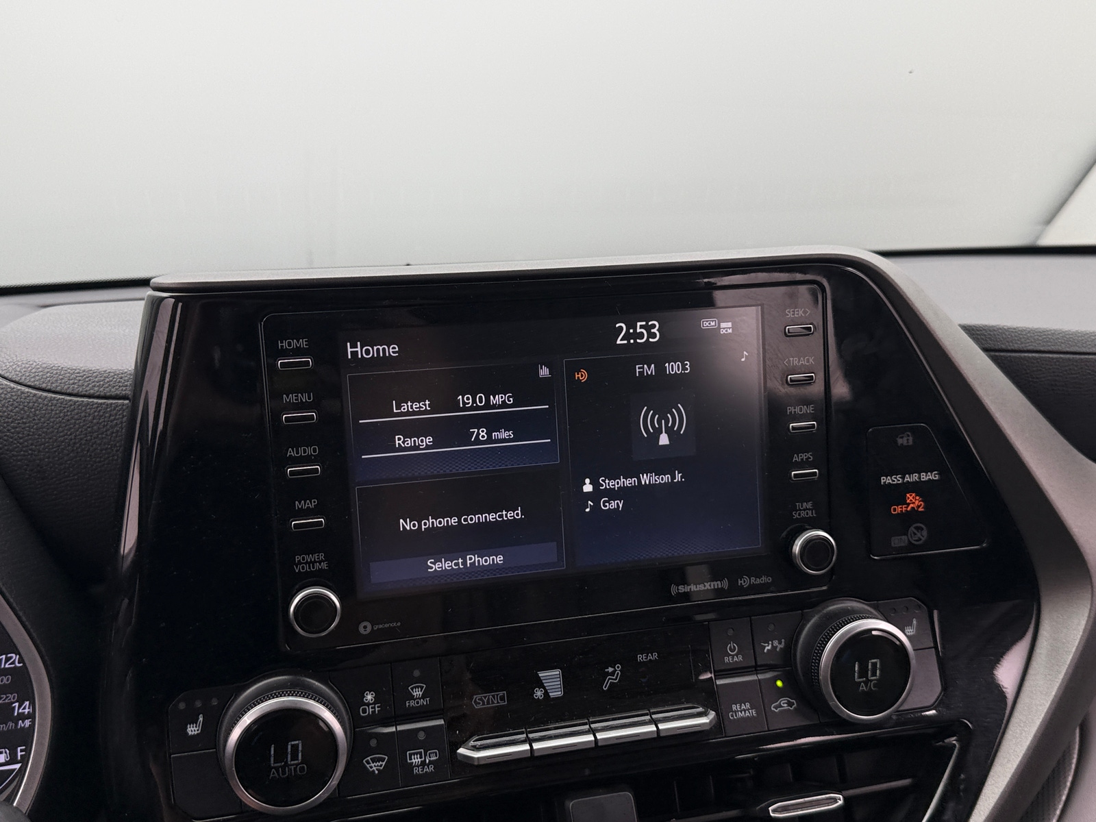 Thumbnail: 2021 Toyota Highlander - 3