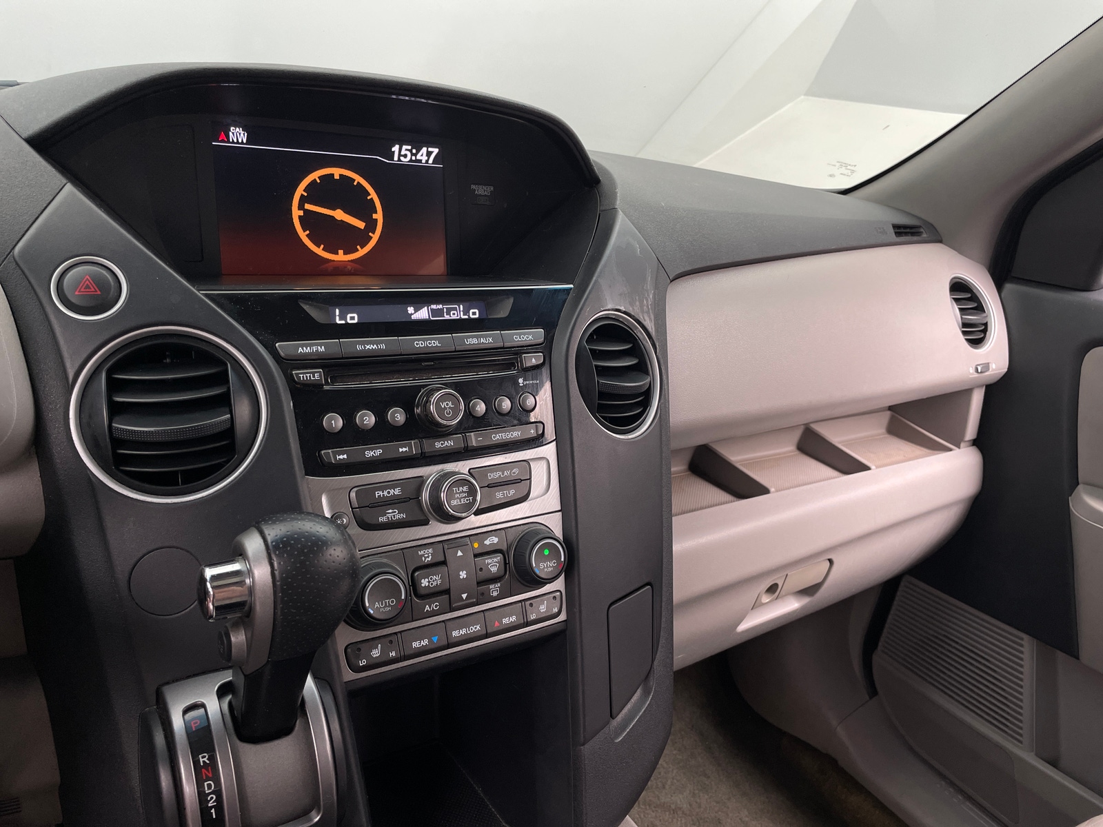 Thumbnail: 2015 Honda Pilot - 3