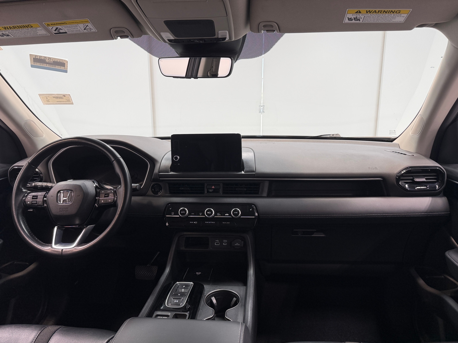 Thumbnail: 2023 Honda Pilot - 2