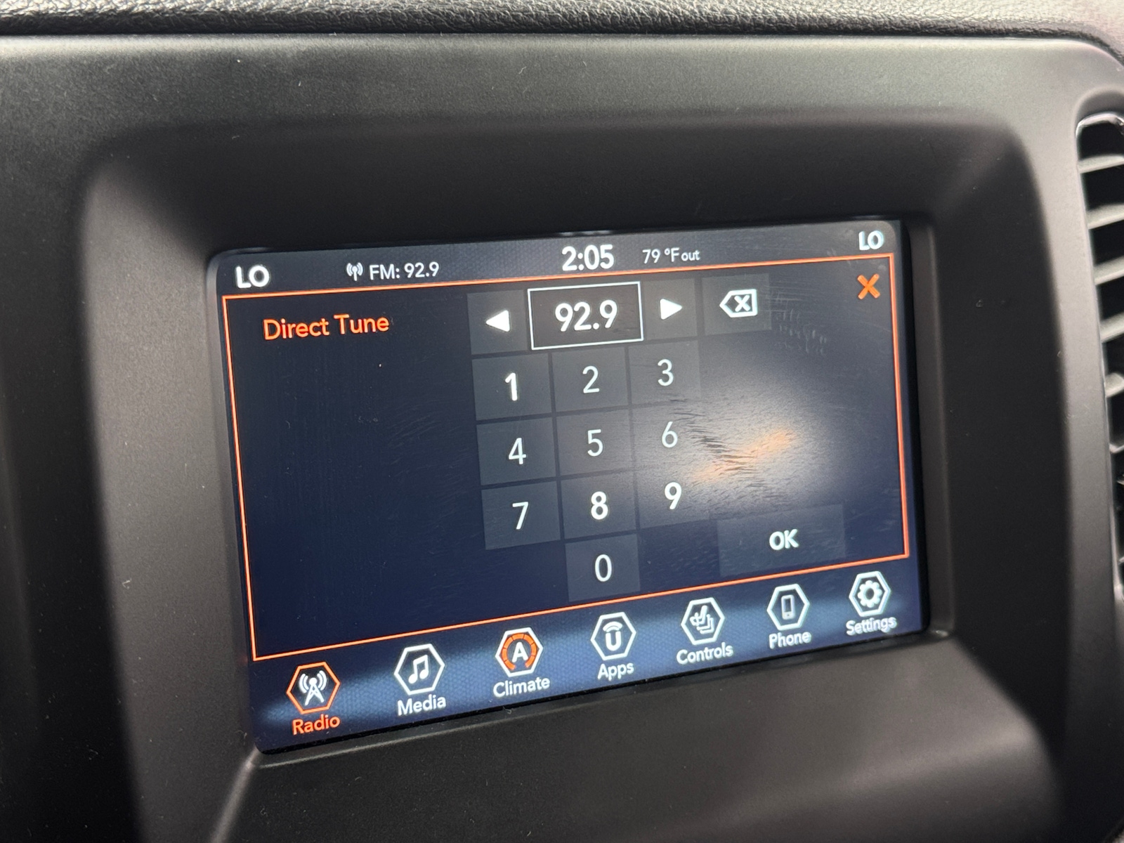 Thumbnail: 2020 Jeep Compass - 4