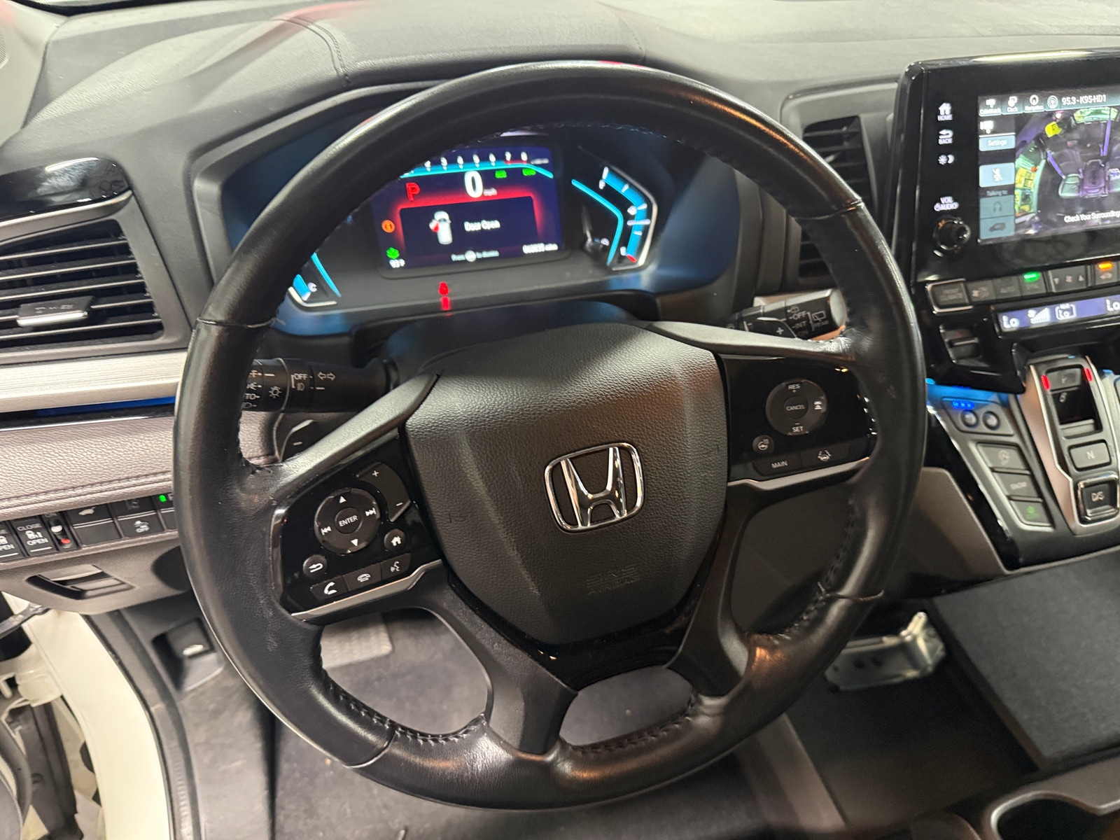 Thumbnail: 2019 Honda Odyssey - 4