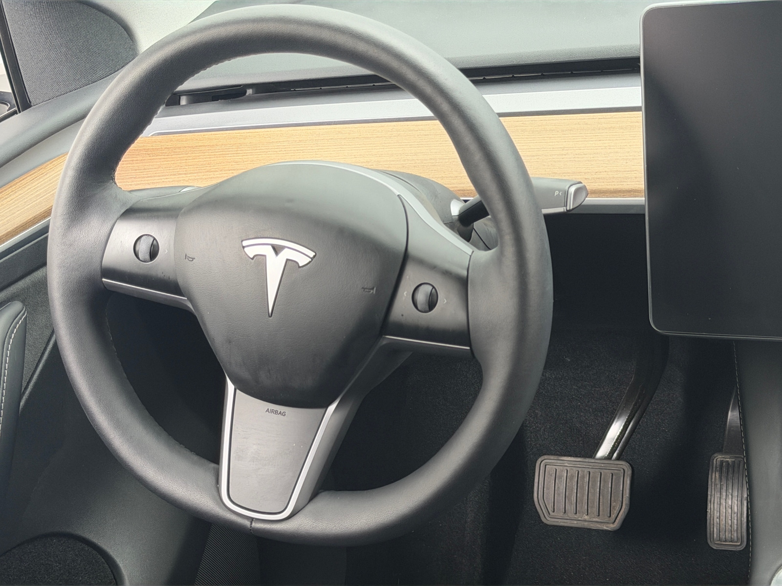 Thumbnail: 2023 Tesla Model Y - 4