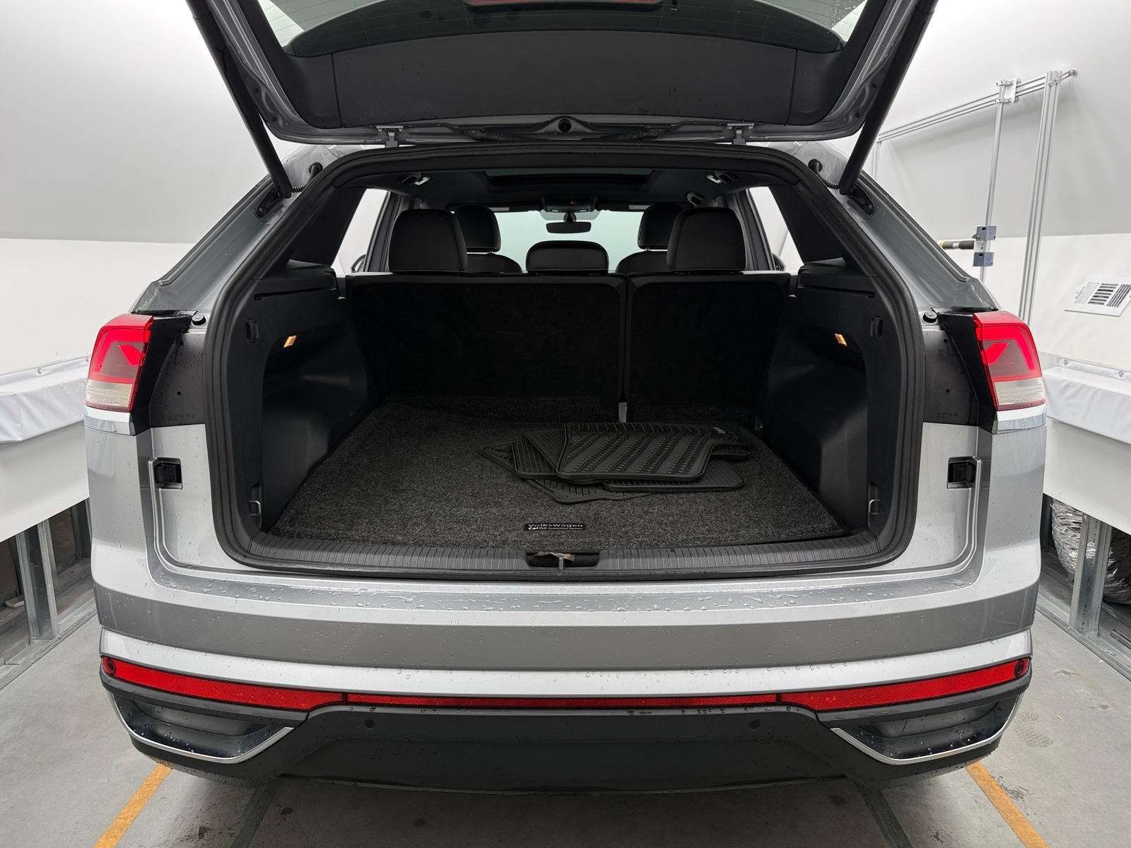 Thumbnail: 2020 Volkswagen Atlas - 6