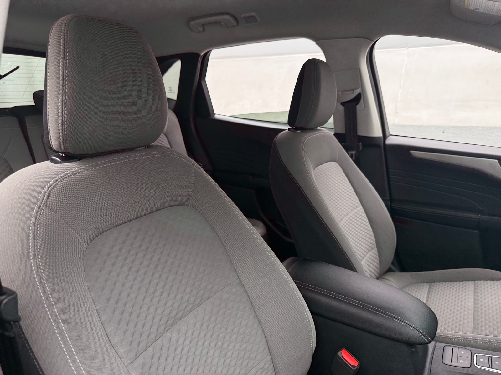 Thumbnail: 2021 Ford Escape - 2