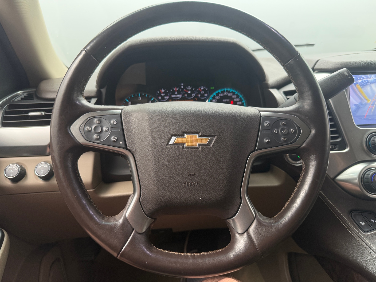 Thumbnail: 2017 Chevrolet Suburban - 4