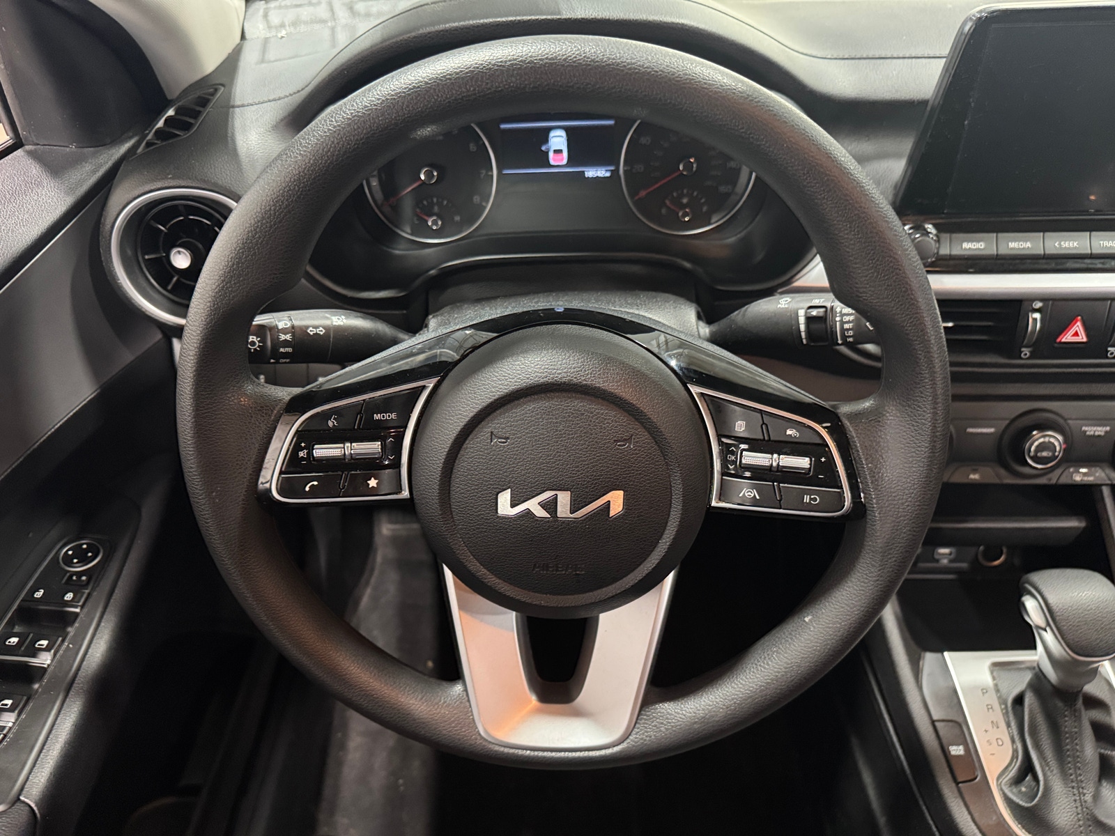 Thumbnail: 2023 Kia Forte - 5