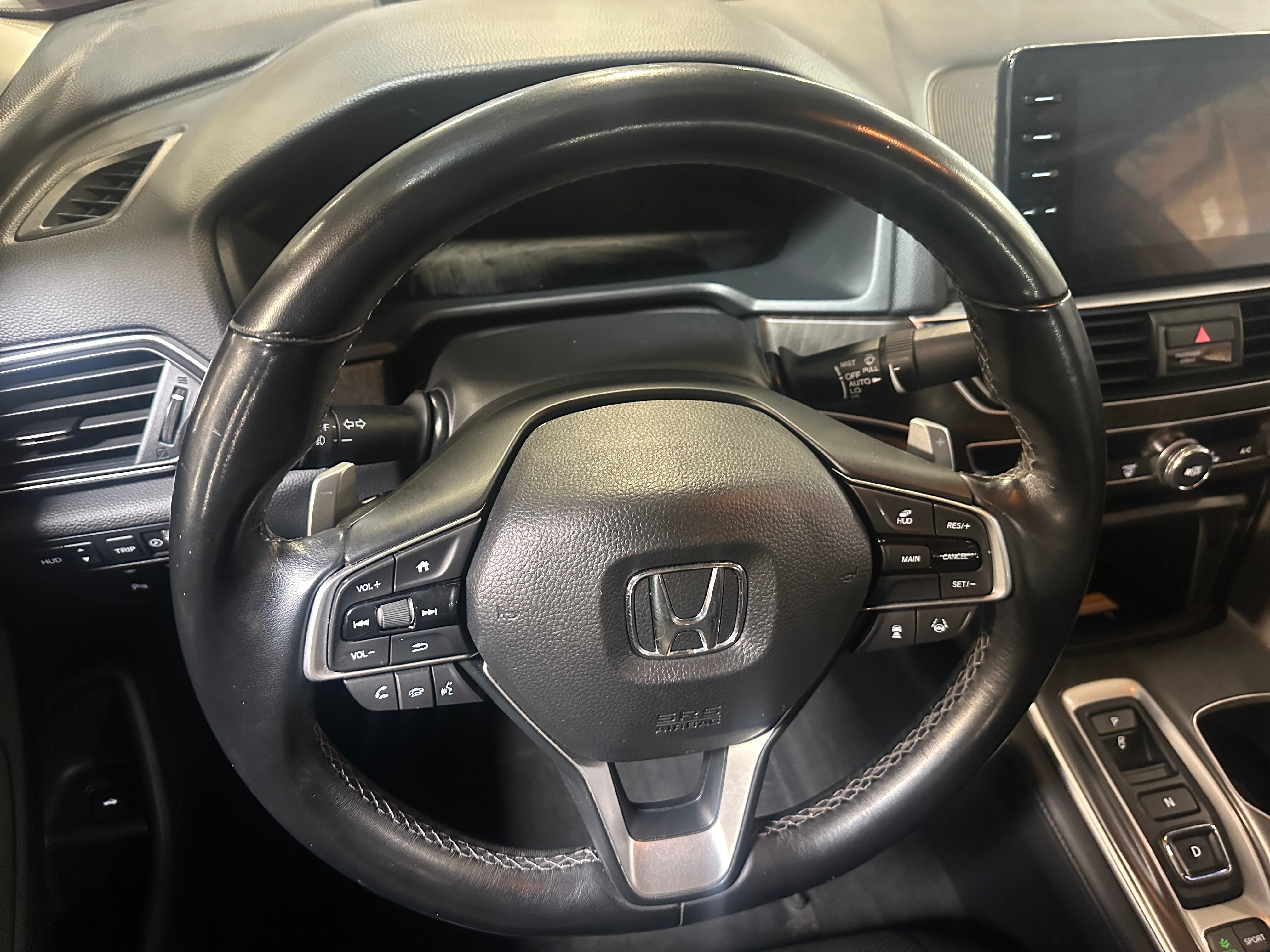 Used 2019 Honda Accord Touring with VIN 1HGCV2F96KA035320 for sale in Eagan, Minnesota