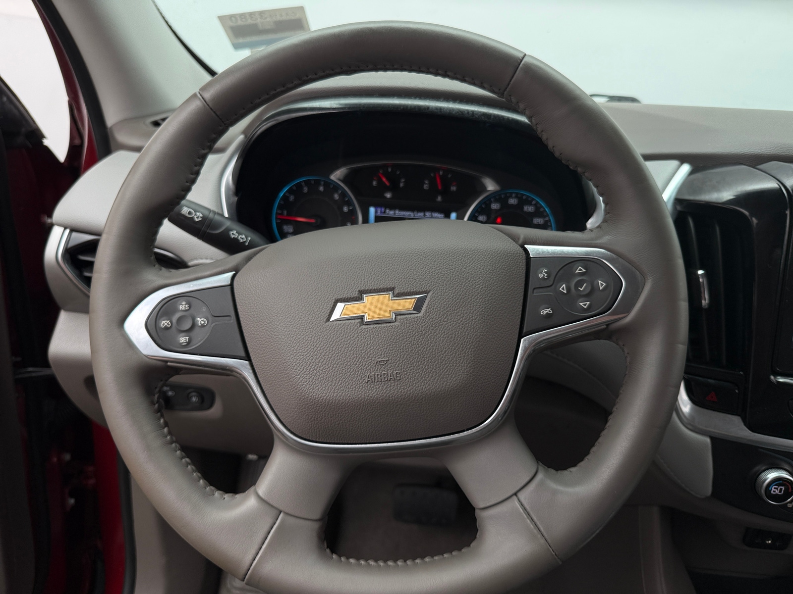 Thumbnail: 2018 Chevrolet Traverse - 4