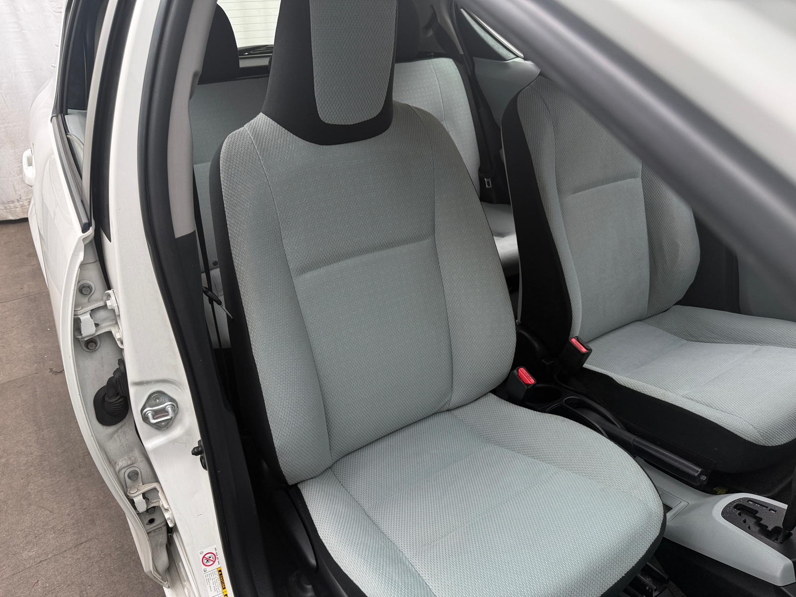 Thumbnail: 2012 Toyota Prius c - 2