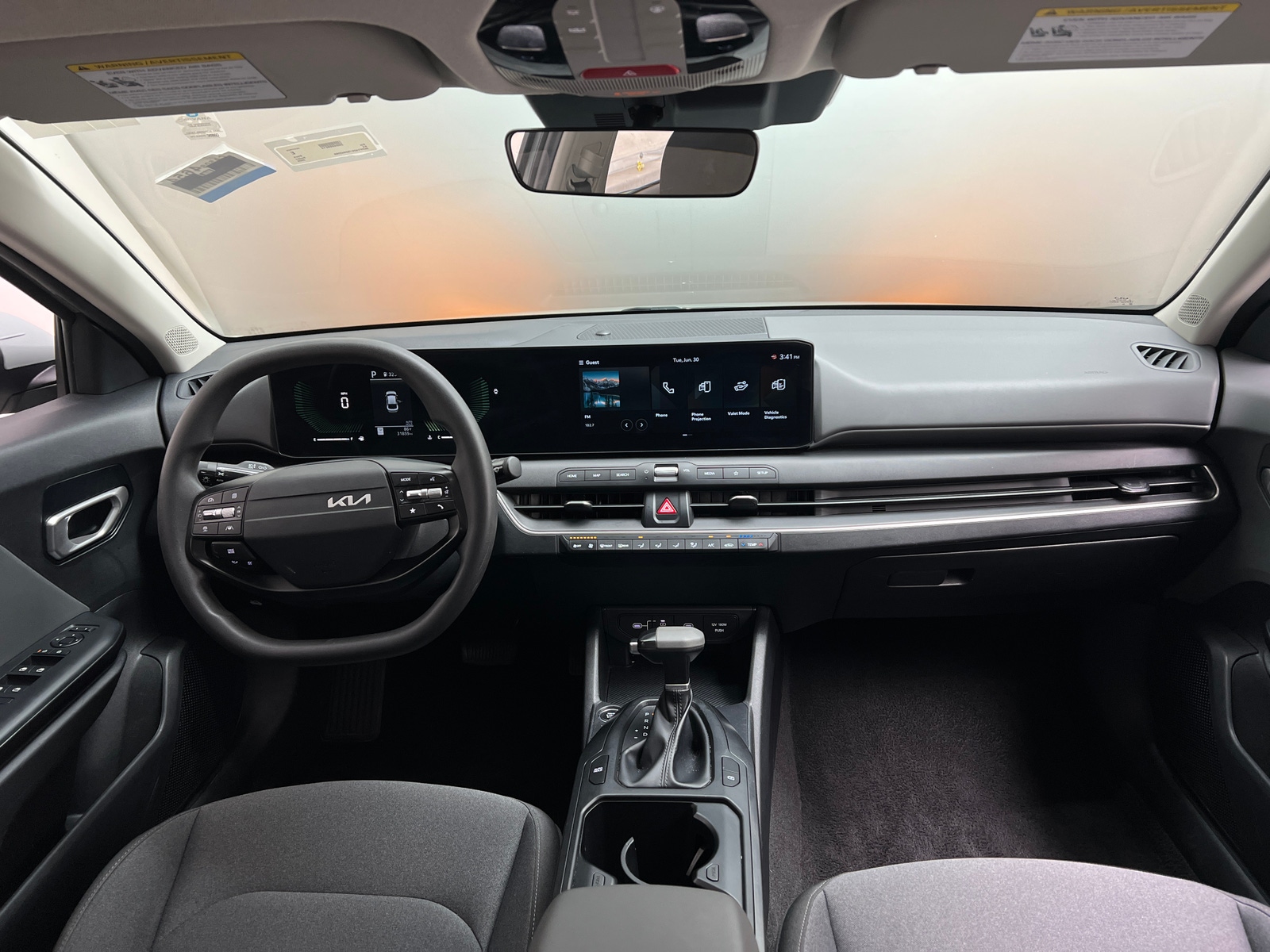Thumbnail: 2025 Kia K4 - 3