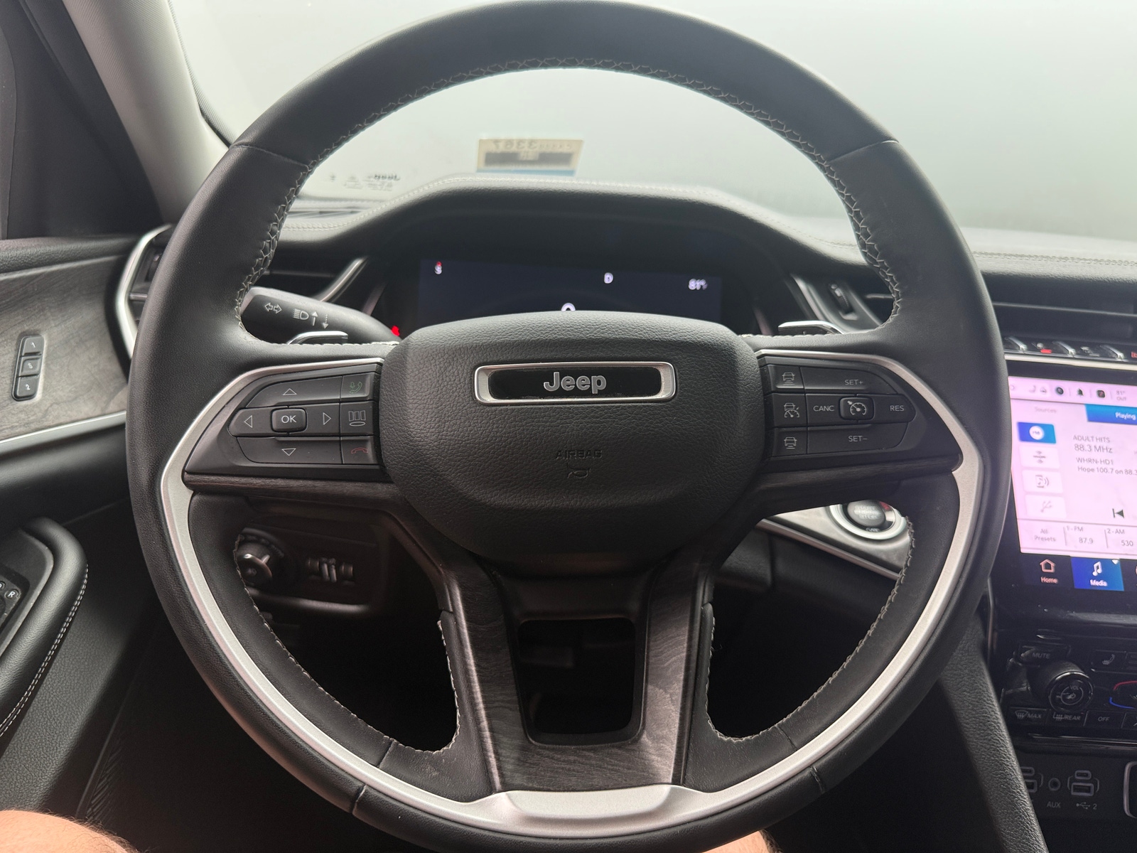 Thumbnail: 2023 Jeep Grand Cherokee - 4