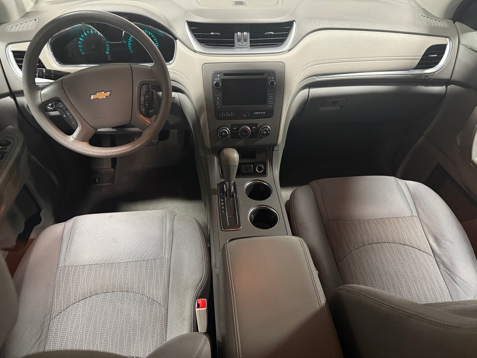Thumbnail: 2017 Chevrolet Traverse - 3
