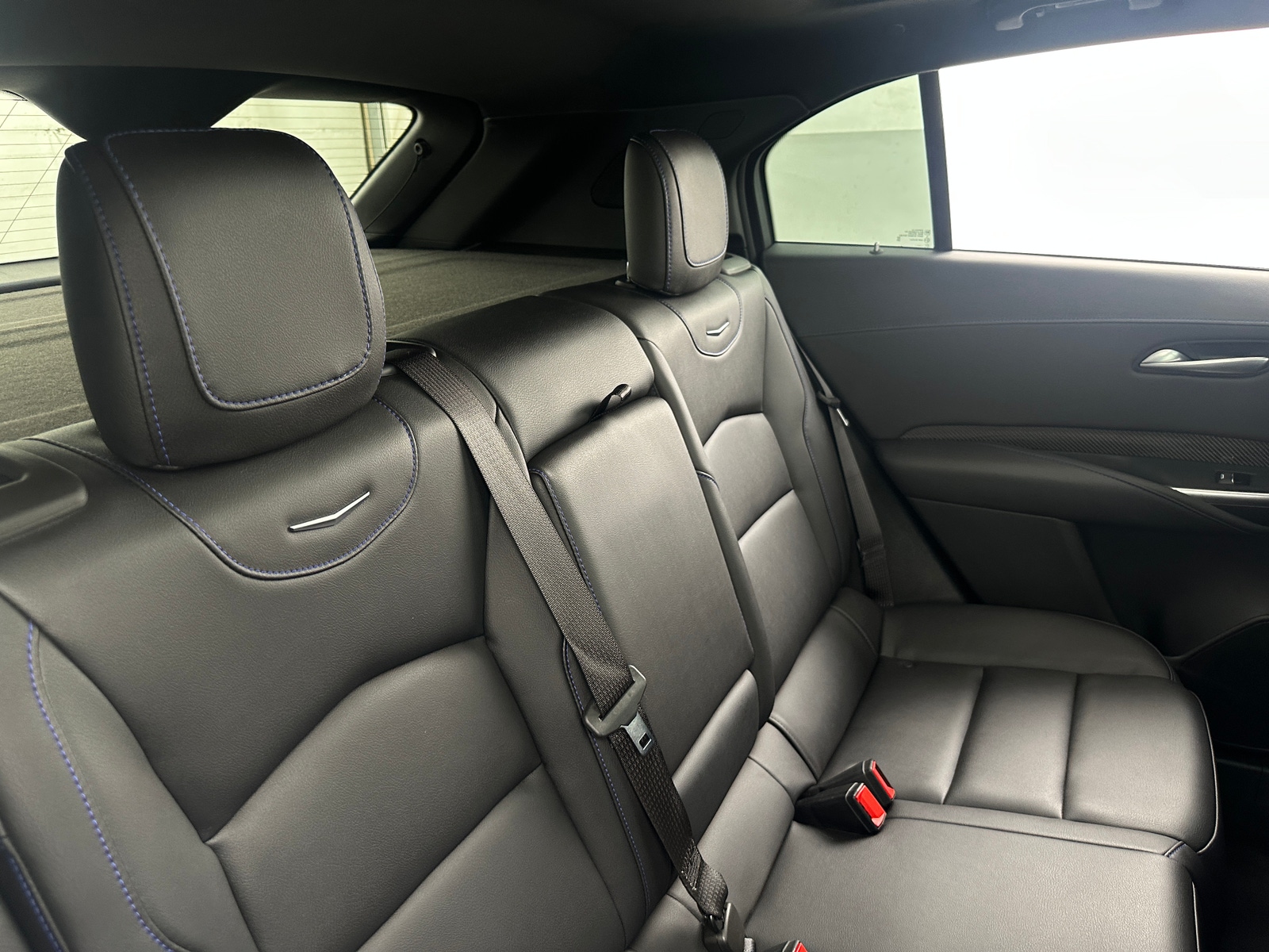 Thumbnail: 2025 Cadillac XT4 - 5