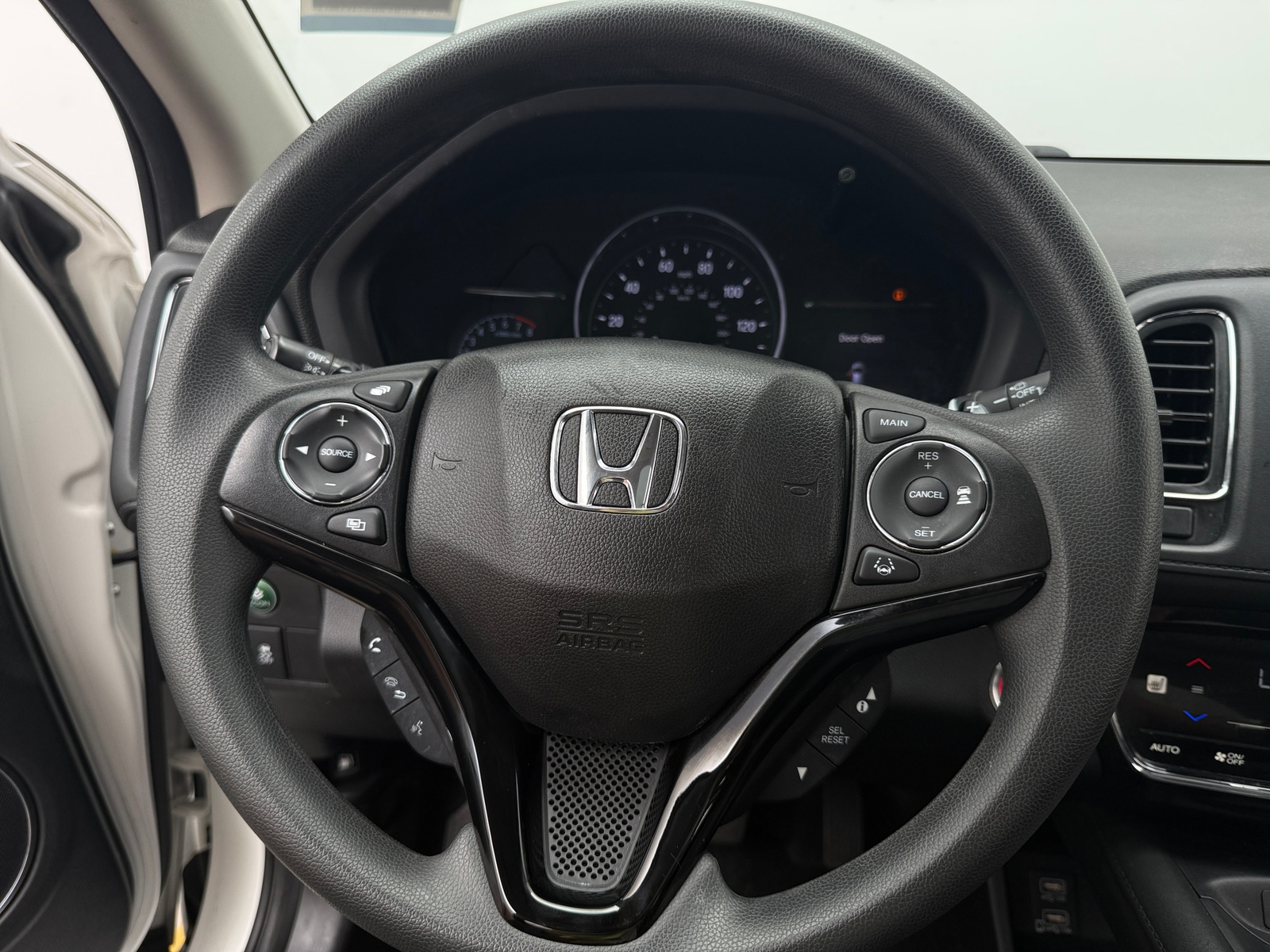Thumbnail: 2019 Honda HR-V - 5