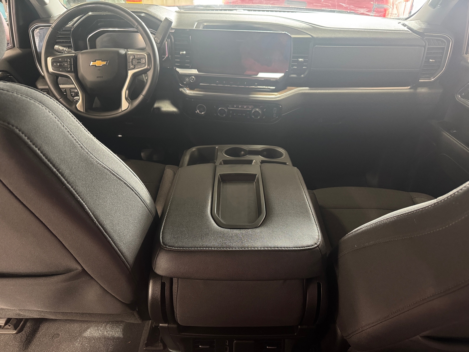 Thumbnail: 2023 Chevrolet Silverado 1500 - 3