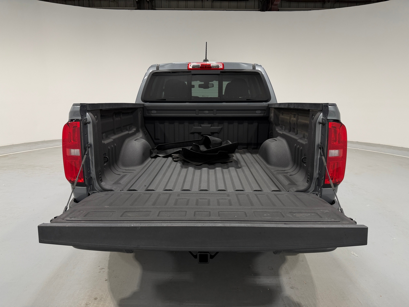 Thumbnail: 2022 Chevrolet Colorado - 7