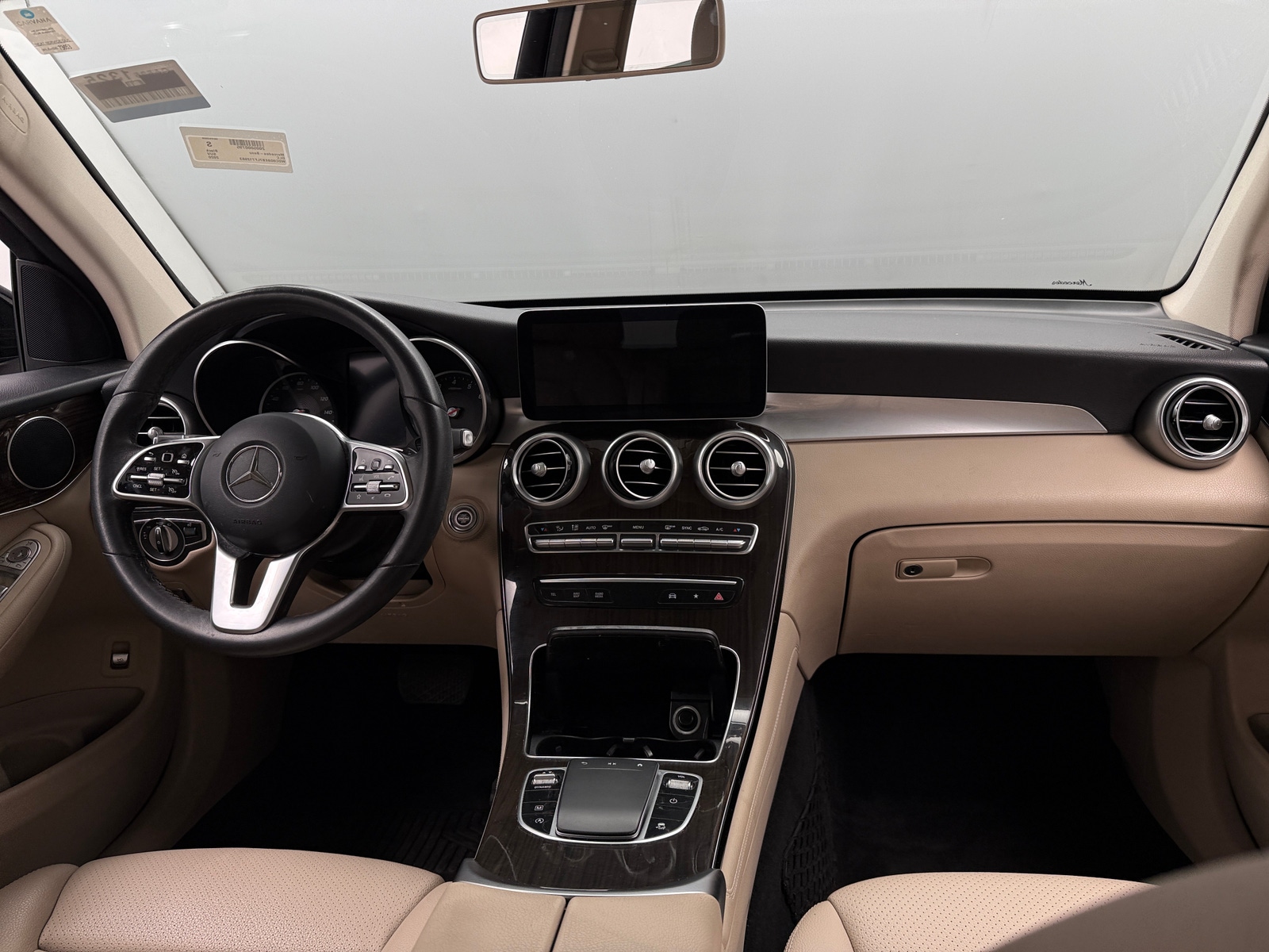 Thumbnail: 2020 Mercedes-Benz GLC - 2