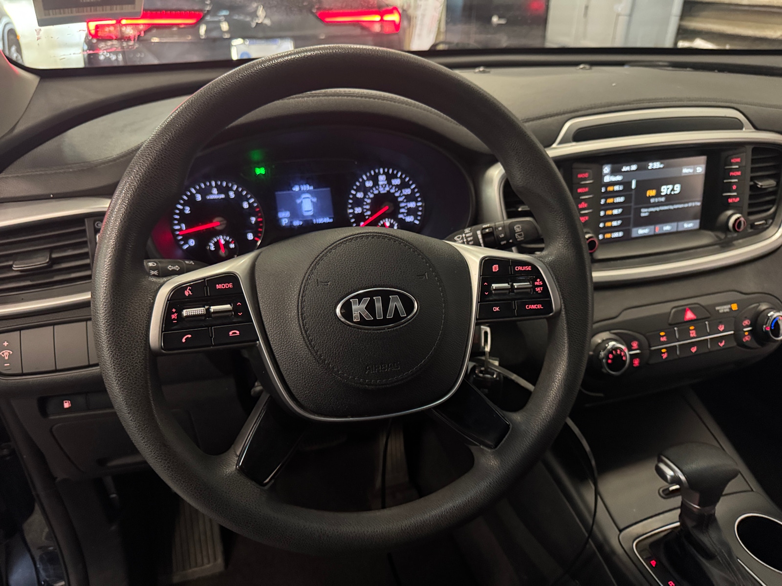 Thumbnail: 2020 Kia Sorento - 5