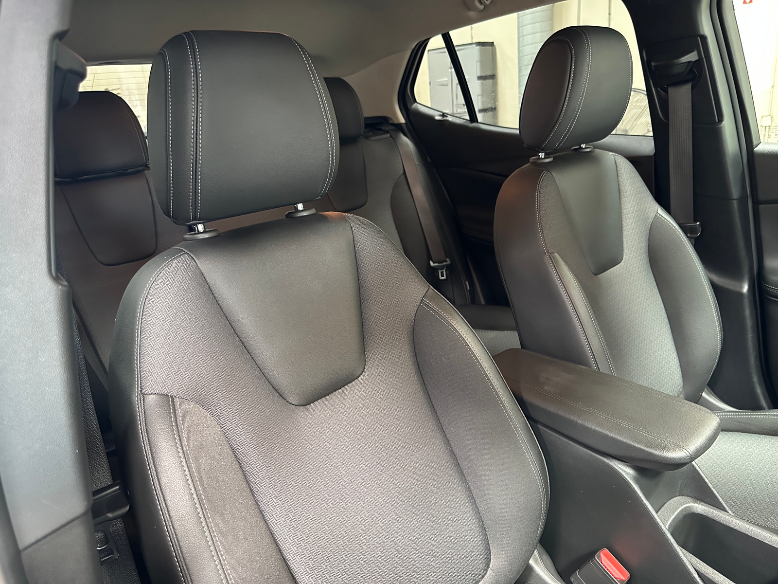 Thumbnail: 2025 Buick Encore GX - 2