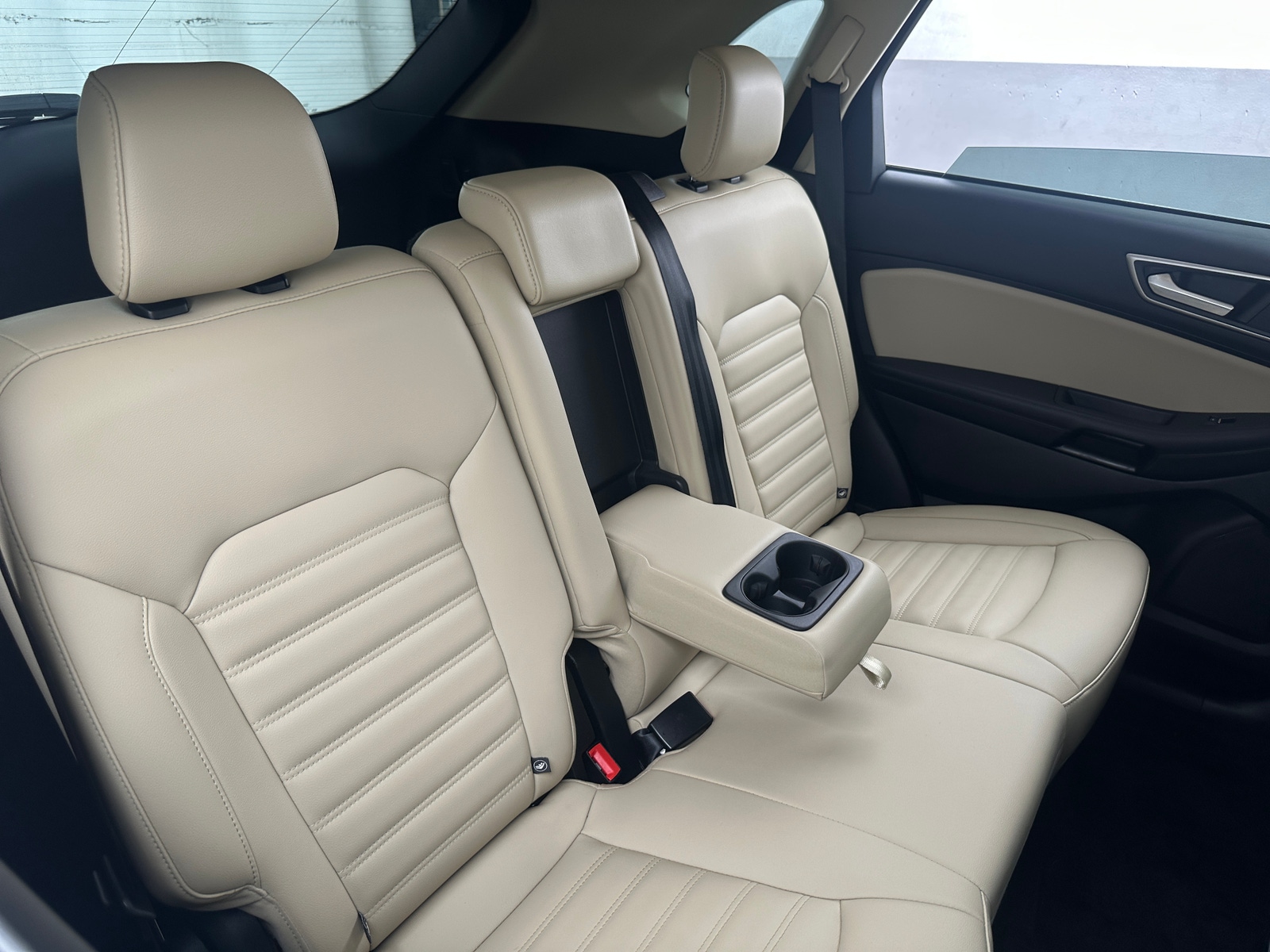 Thumbnail: 2021 Ford Edge - 5