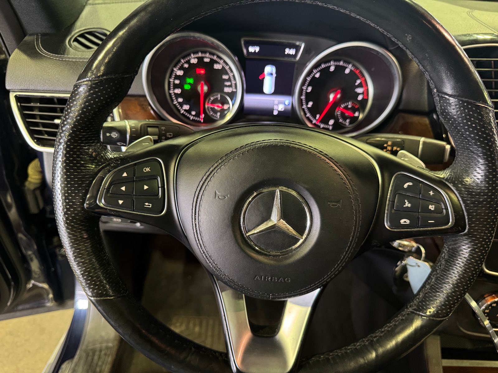 Thumbnail: 2018 Mercedes-Benz GLS - 4