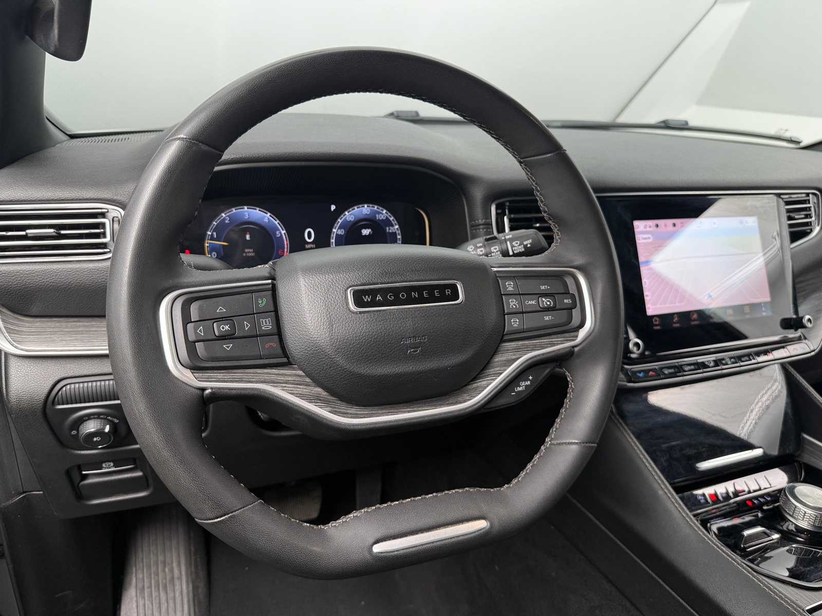 Thumbnail: 2024 Jeep Wagoneer - 4