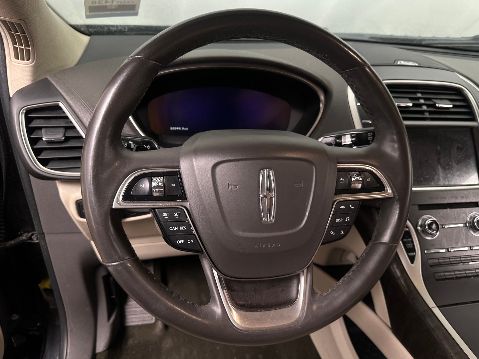 Thumbnail: 2020 Lincoln Nautilus - 4