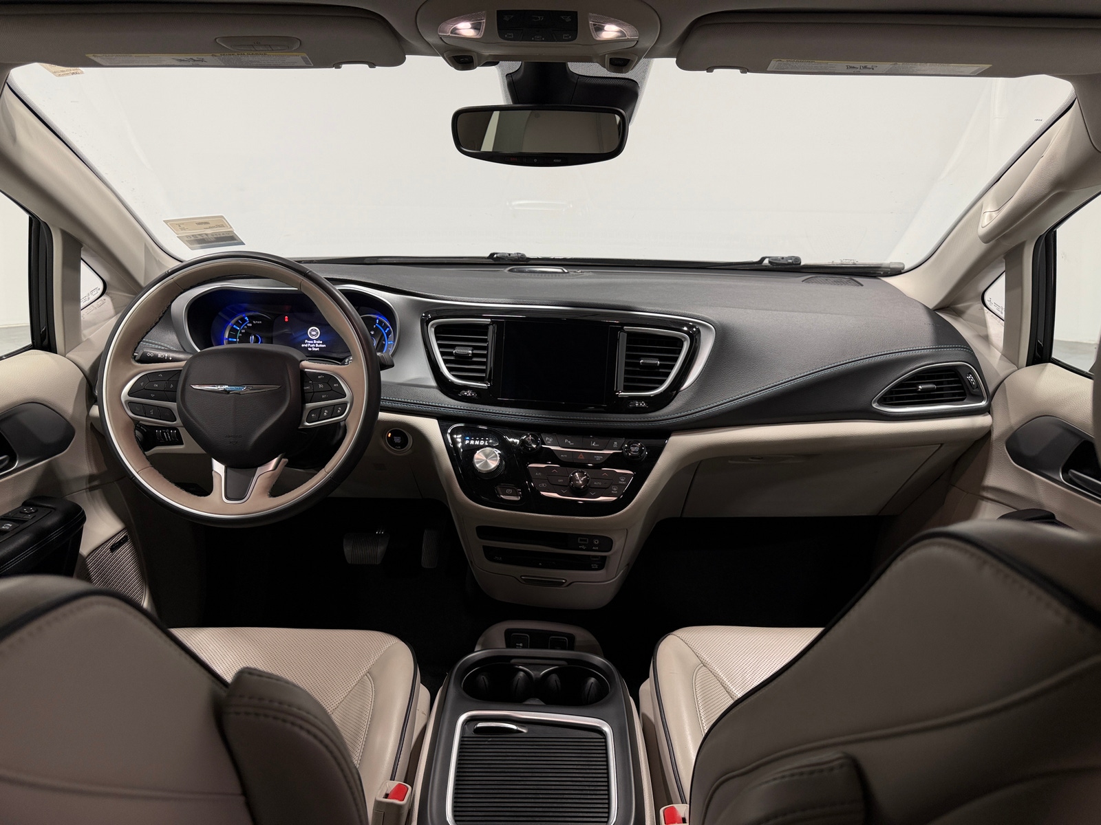 Thumbnail: 2018 Chrysler Pacifica - 2