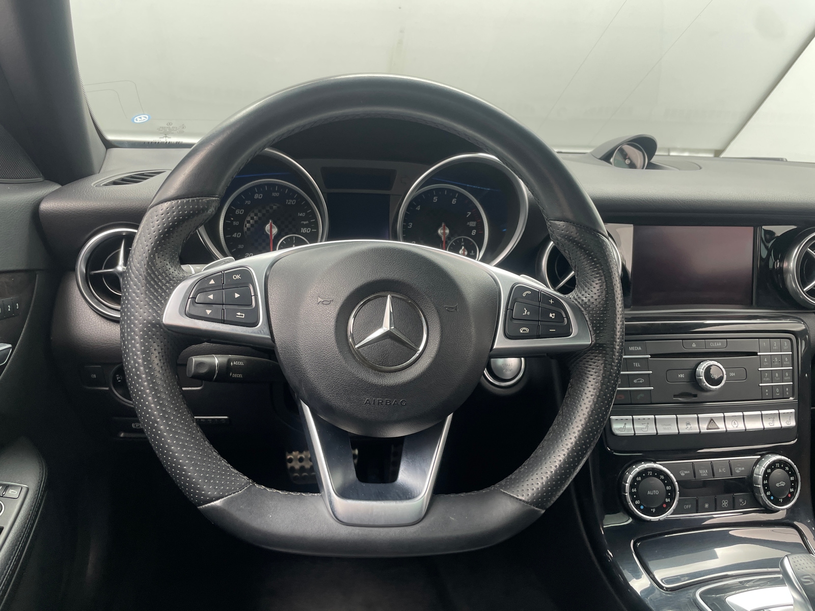 Thumbnail: 2019 Mercedes-Benz SLC - 4