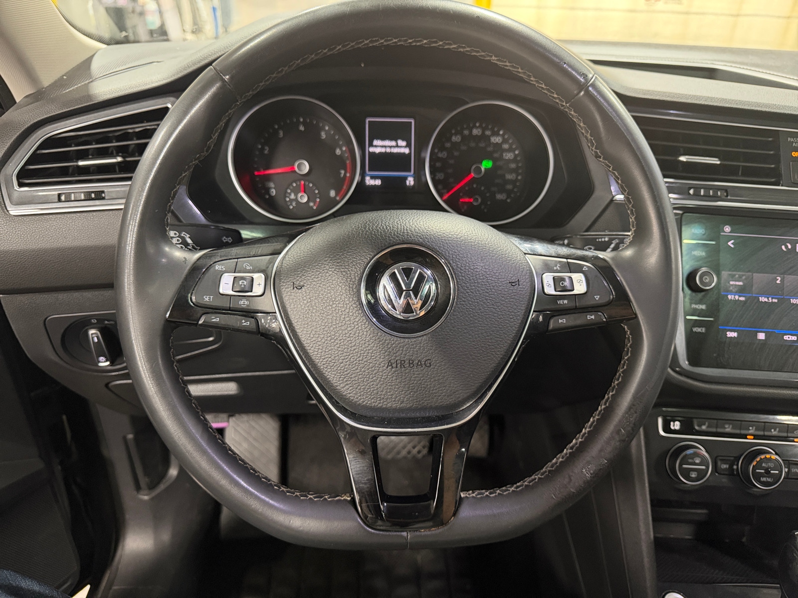 Thumbnail: 2021 Volkswagen Tiguan - 4
