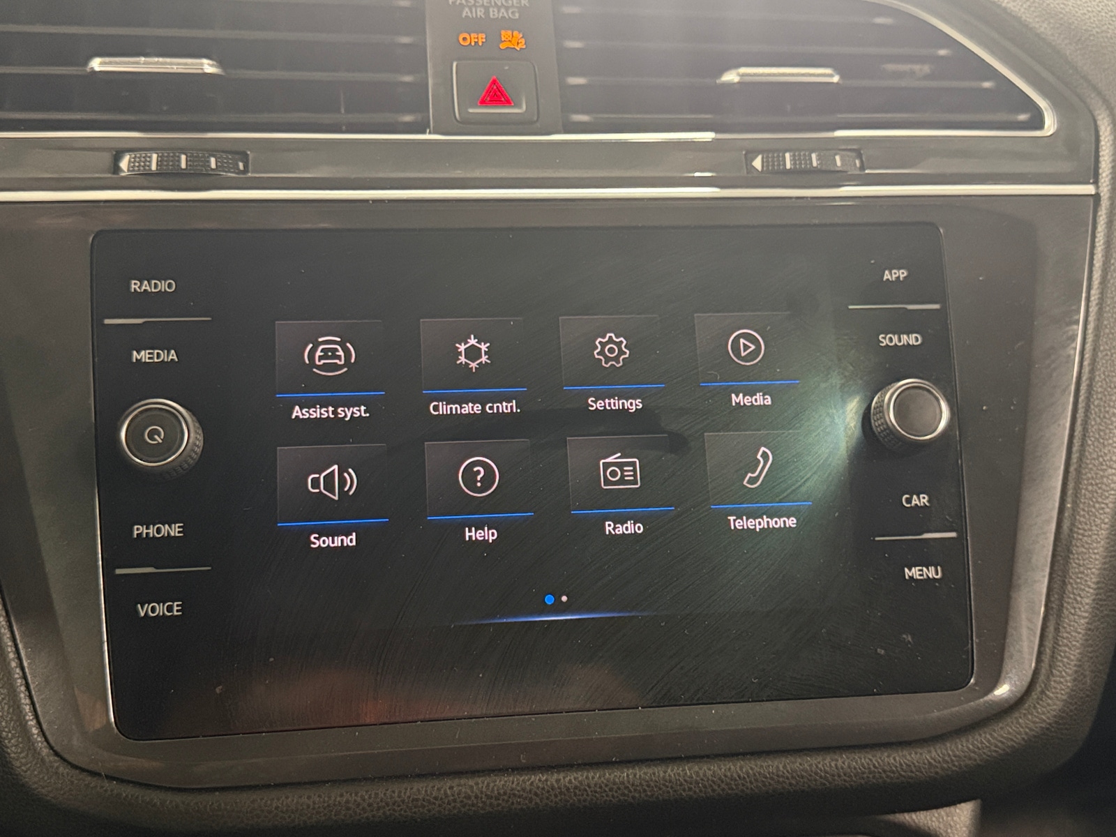 Thumbnail: 2021 Volkswagen Tiguan - 3