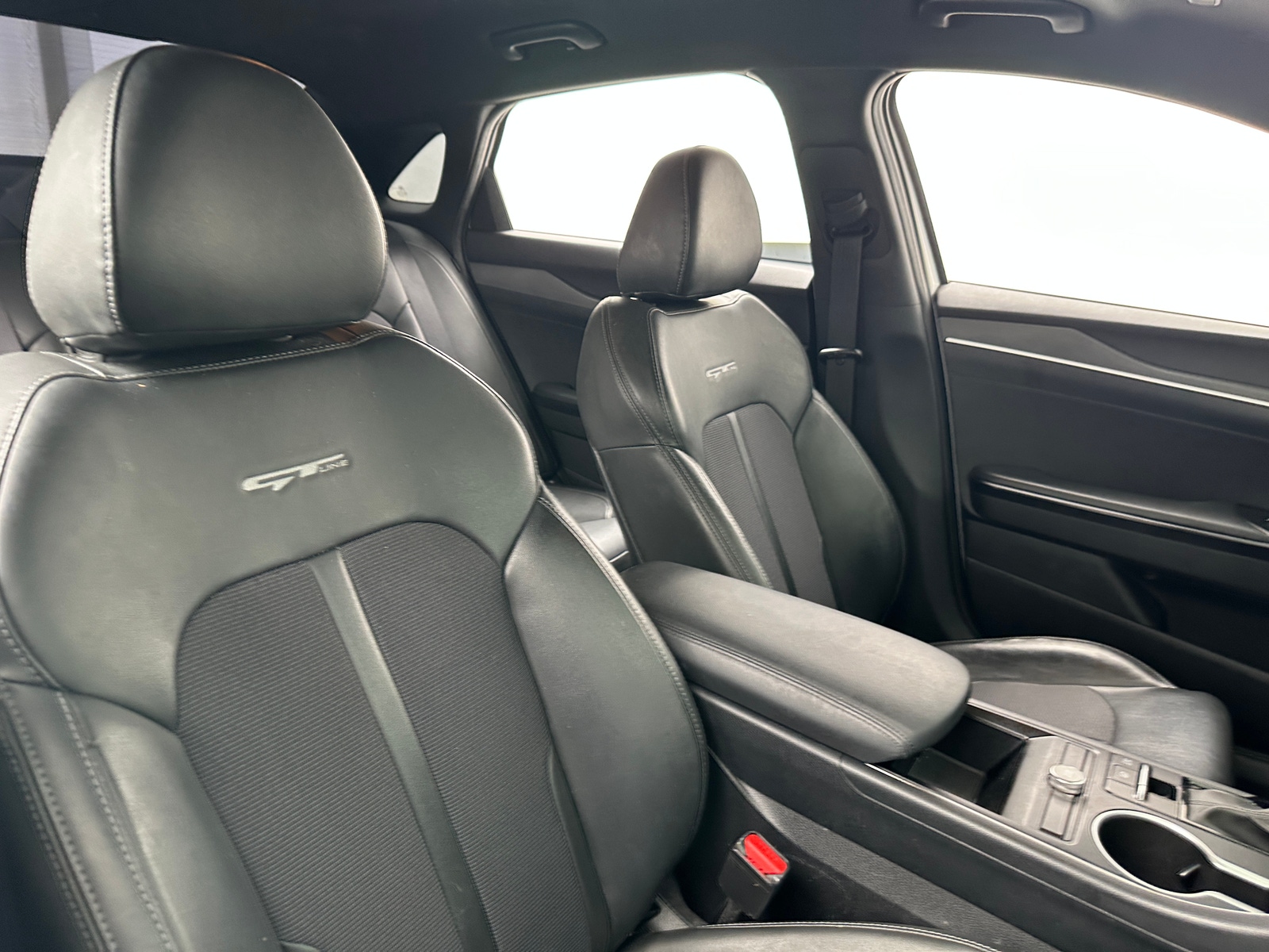Thumbnail: 2021 Kia K5 - 2