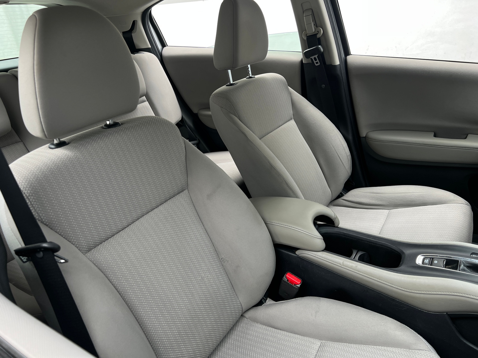 Thumbnail: 2017 Honda HR-V - 2